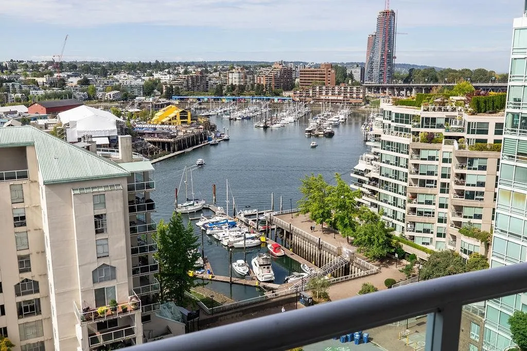 1405 1500 Howe Street