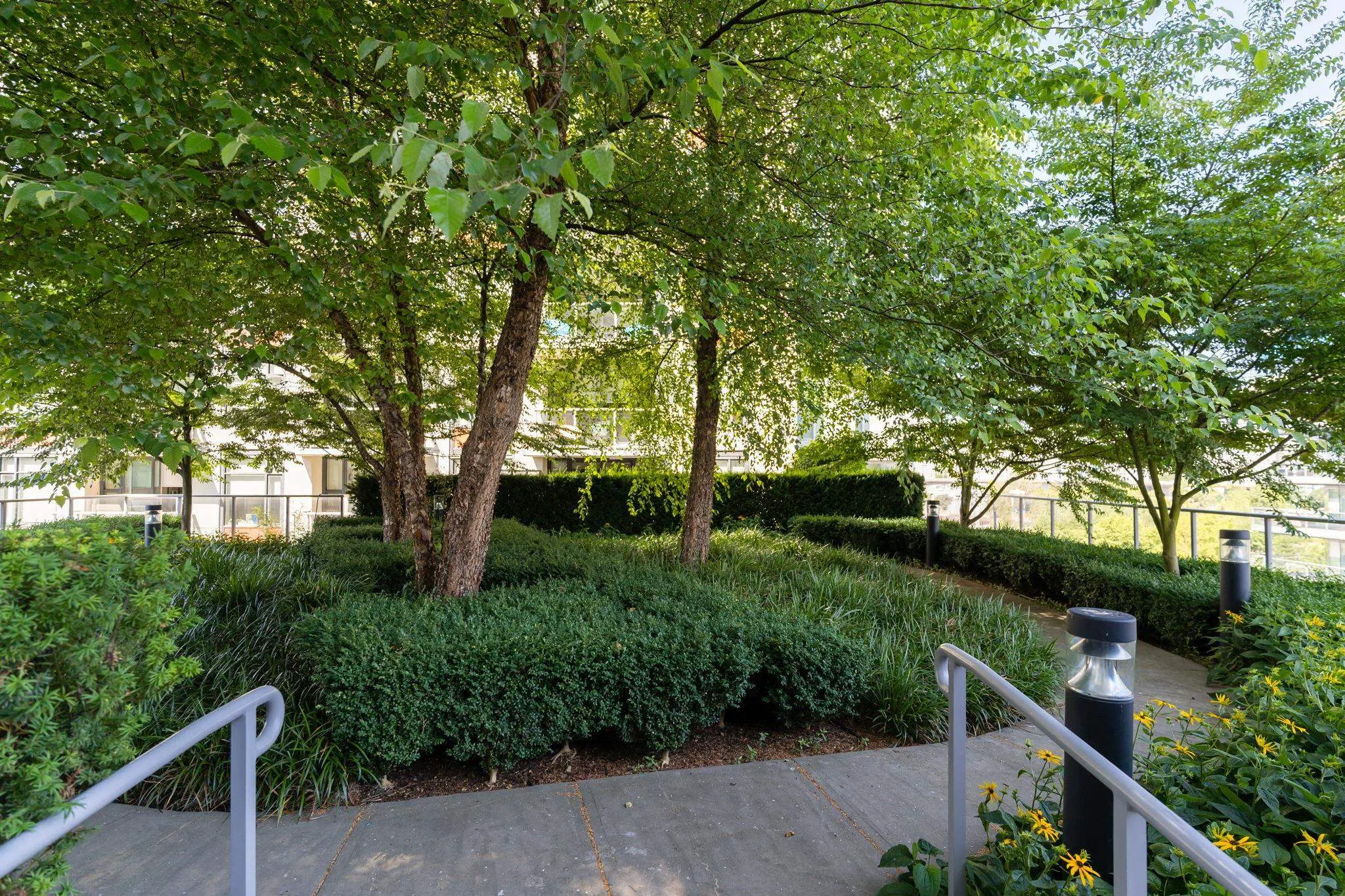 605 1708 Columbia Street