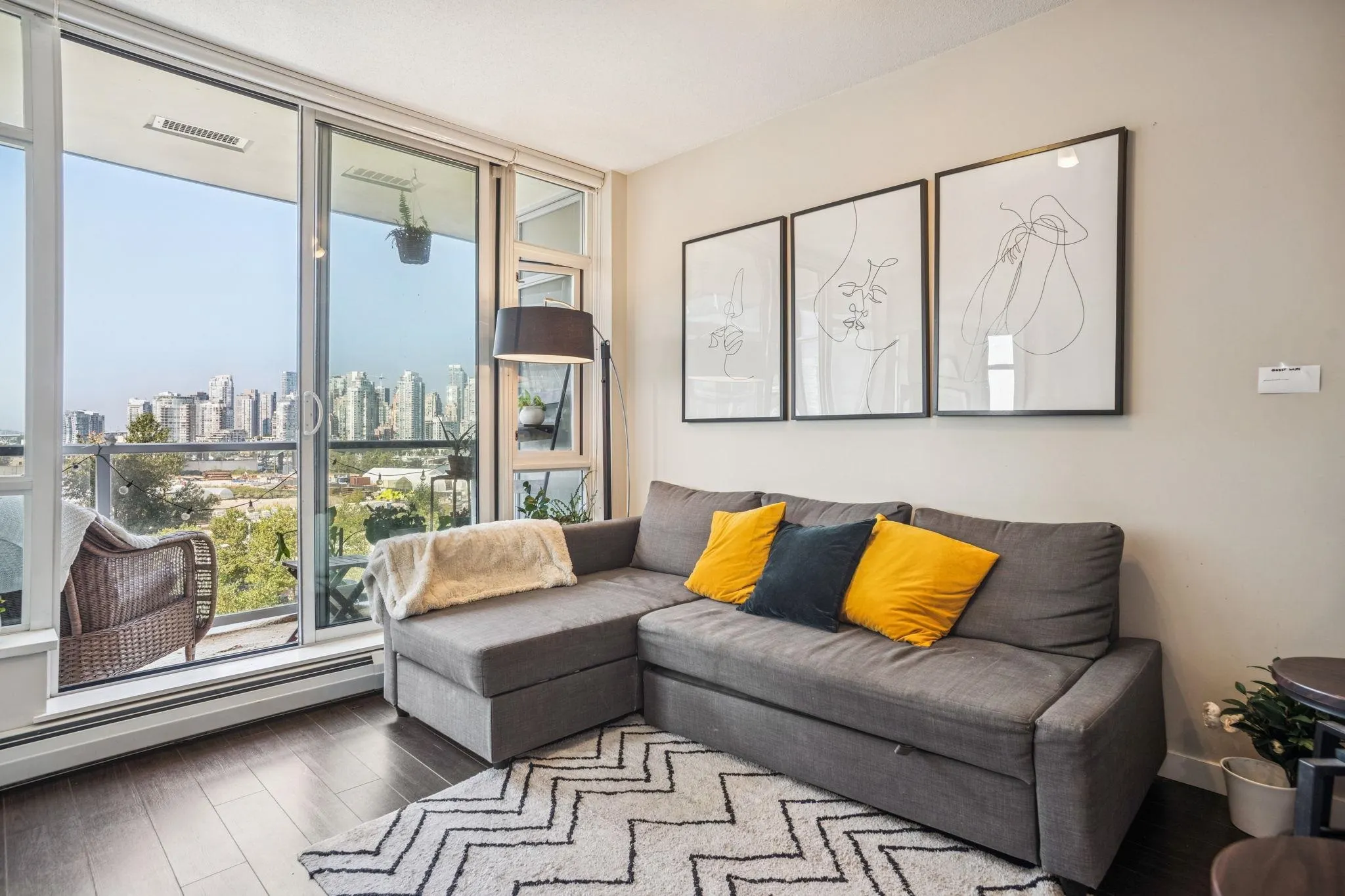 605 1708 Columbia Street