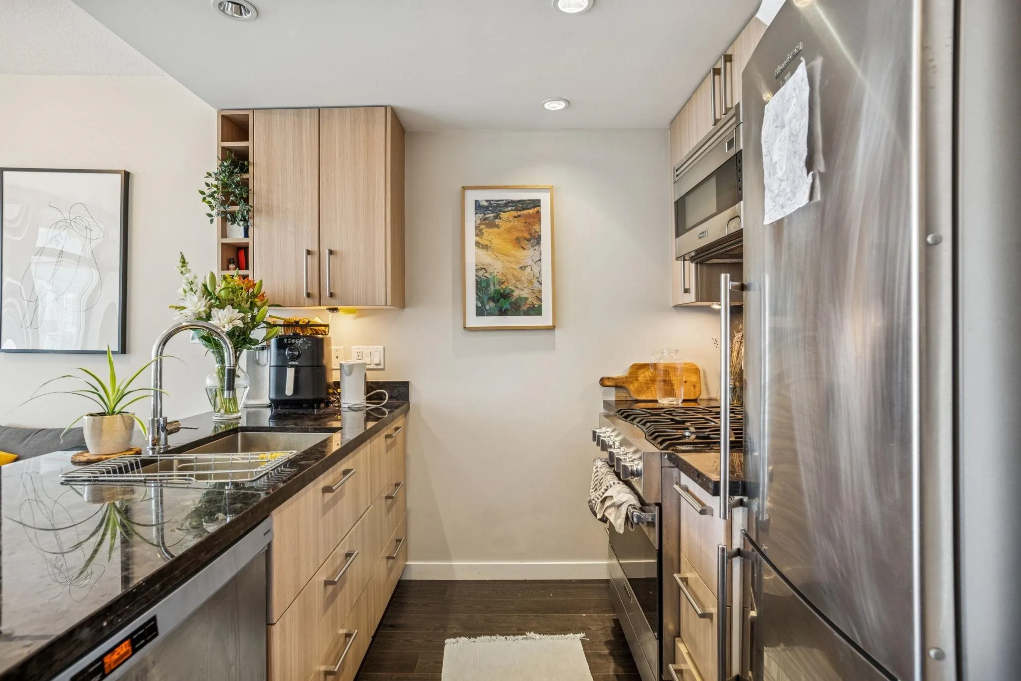 605 1708 Columbia Street