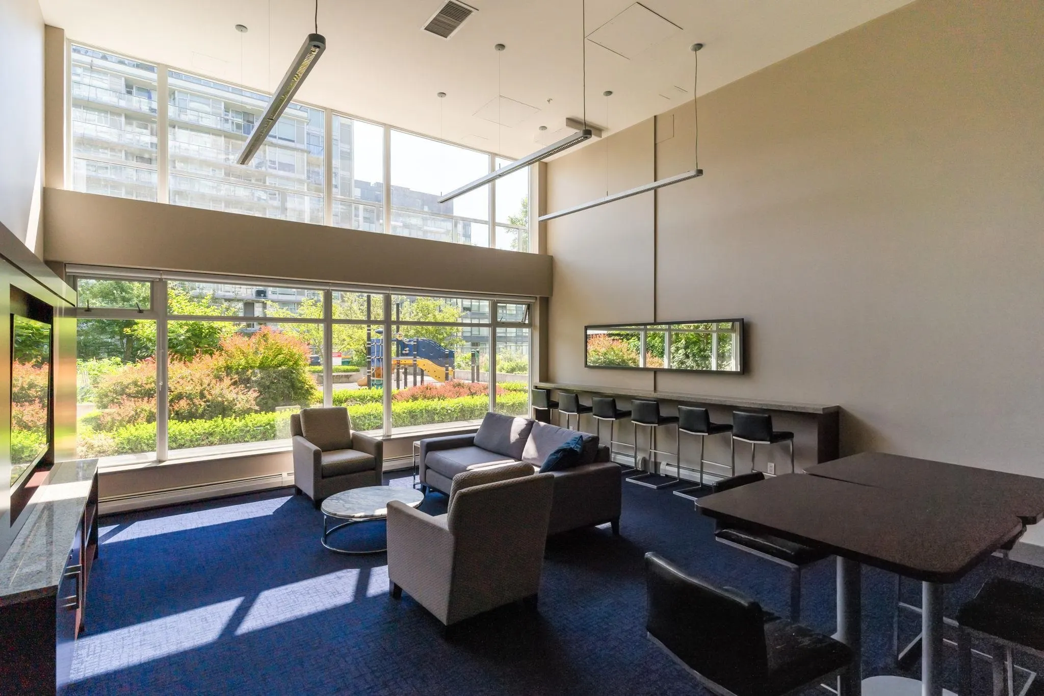 605 1708 Columbia Street