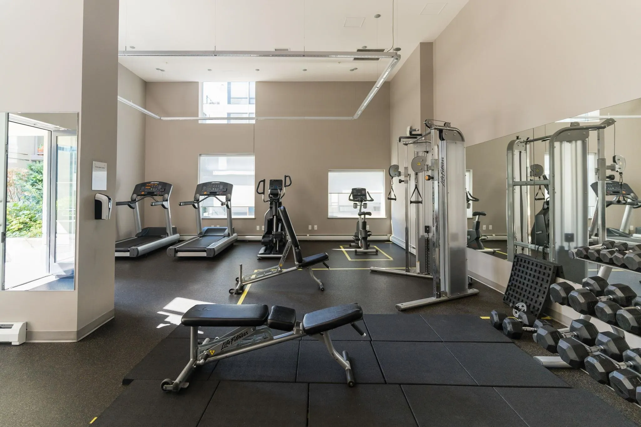 605 1708 Columbia Street