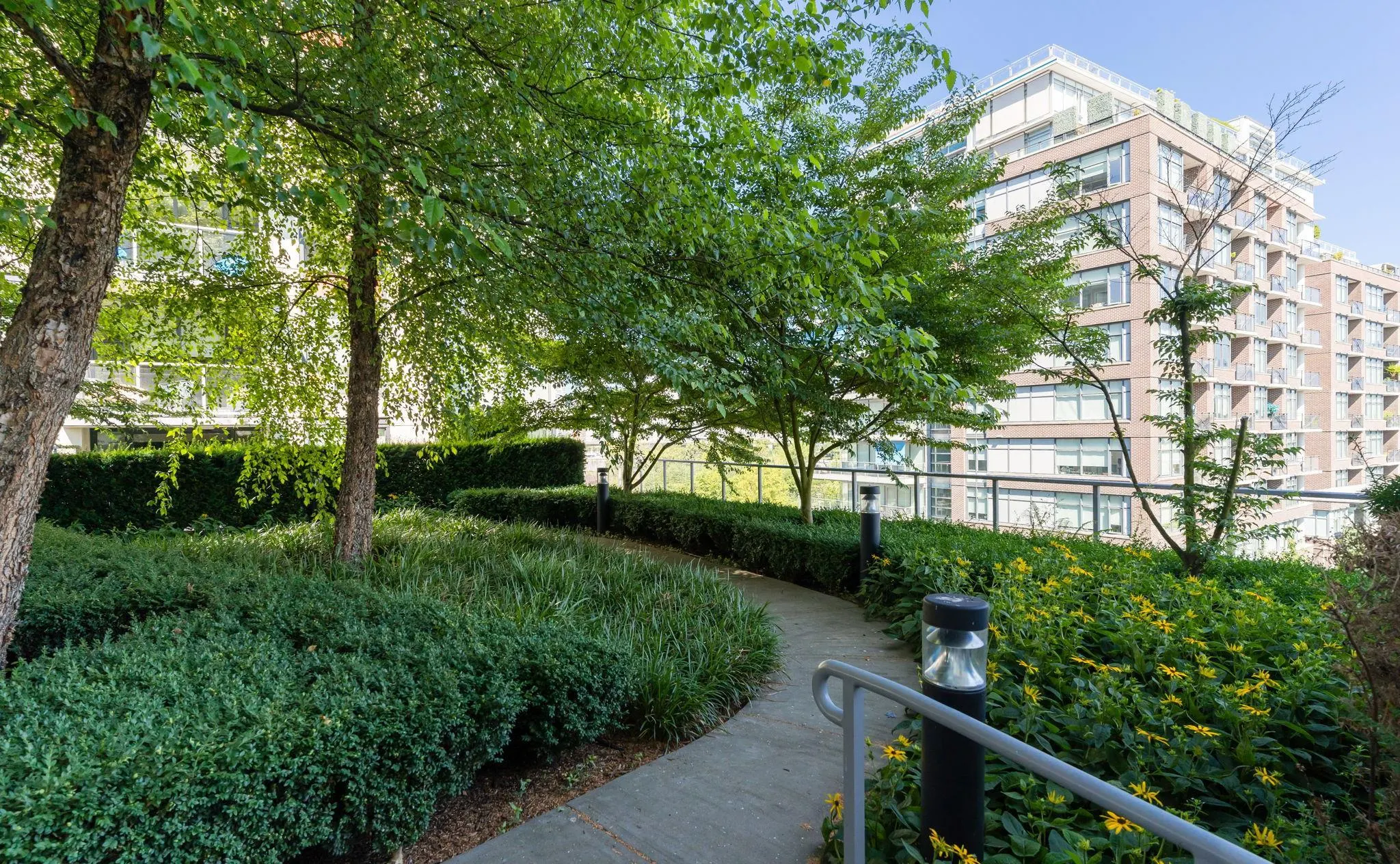 605 1708 Columbia Street