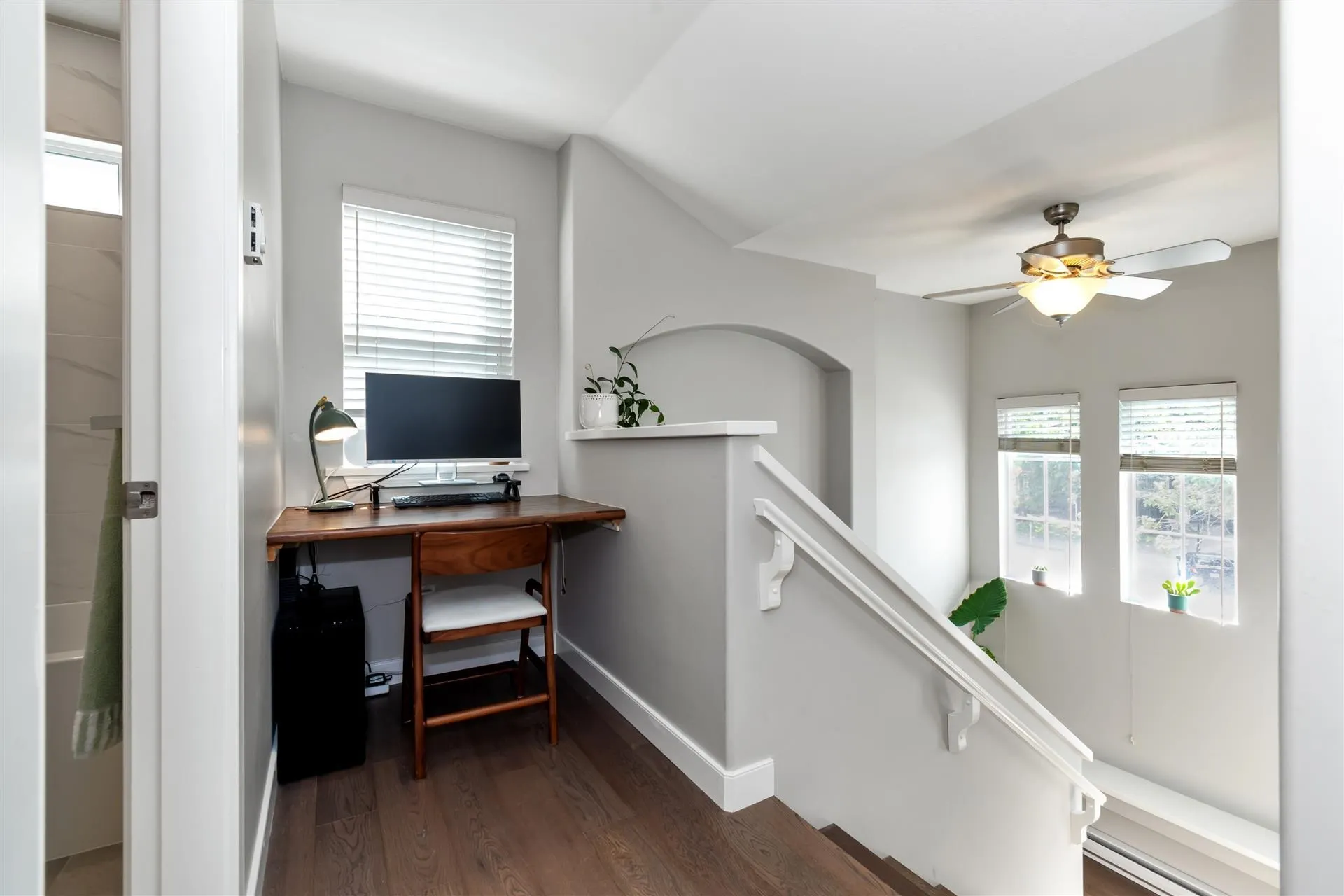 3342 Rosemary Heights Crescent