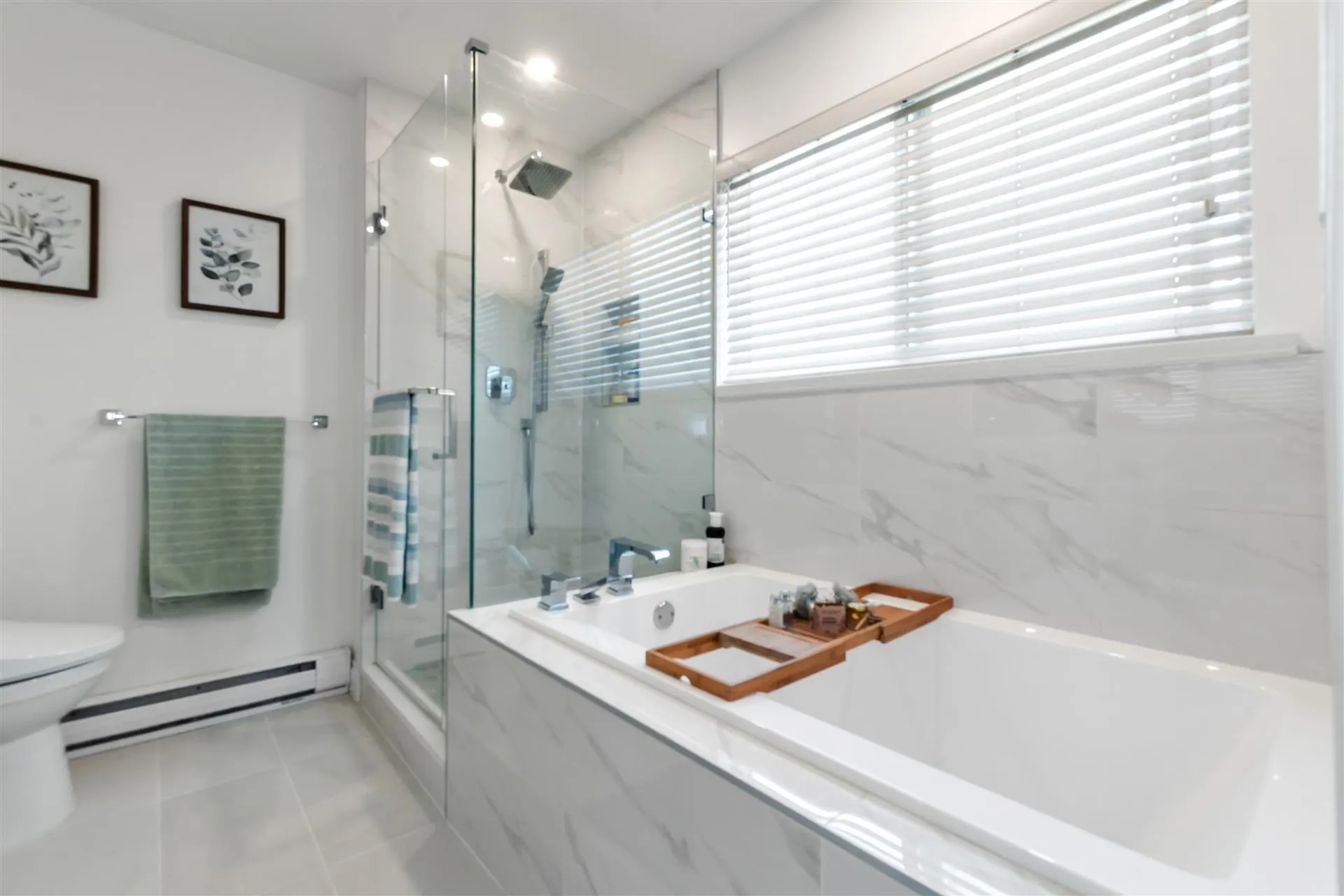 3342 Rosemary Heights Crescent