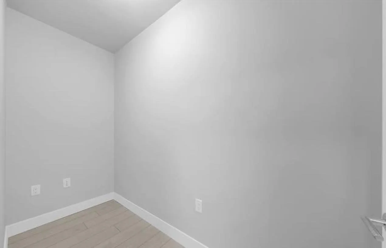 360 8575 Rivergrass Drive