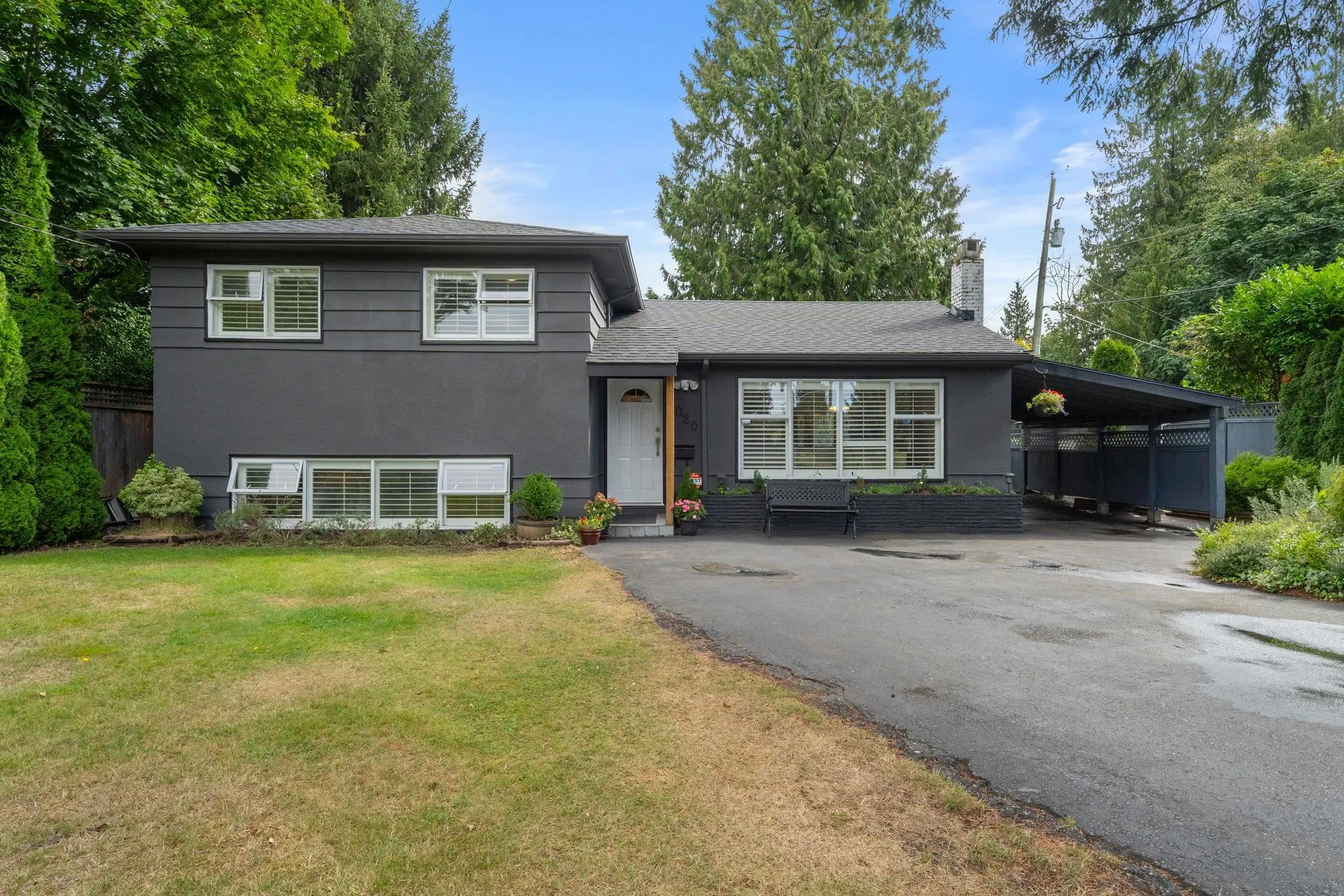3020 Thorncliffe Drive