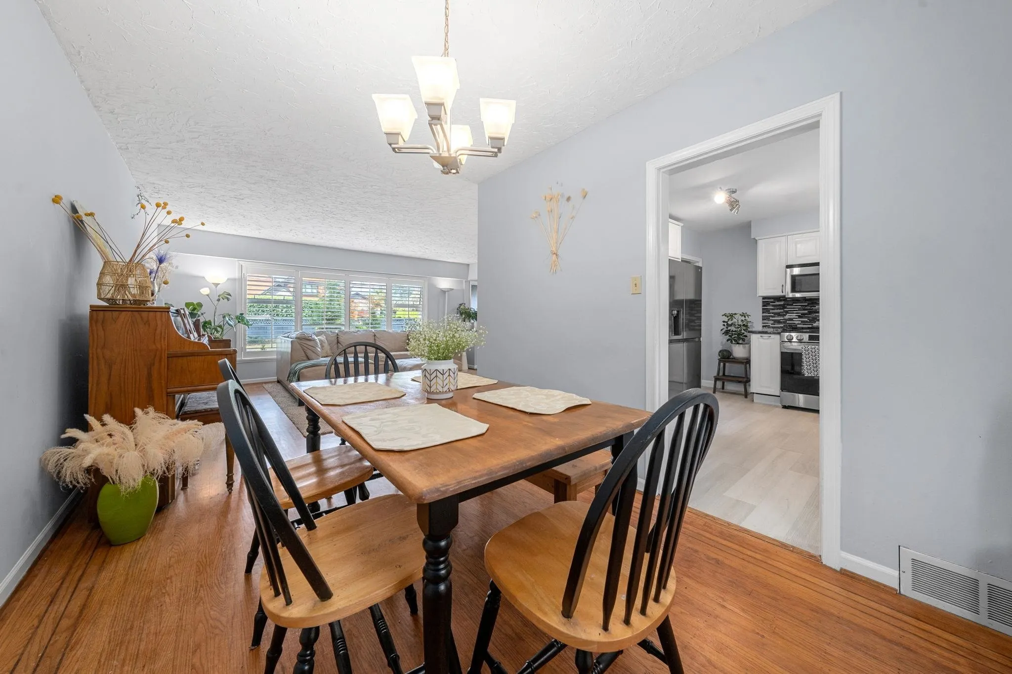 3020 Thorncliffe Drive