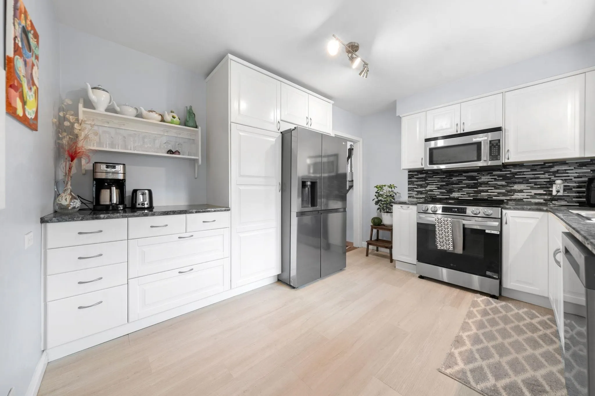 3020 Thorncliffe Drive