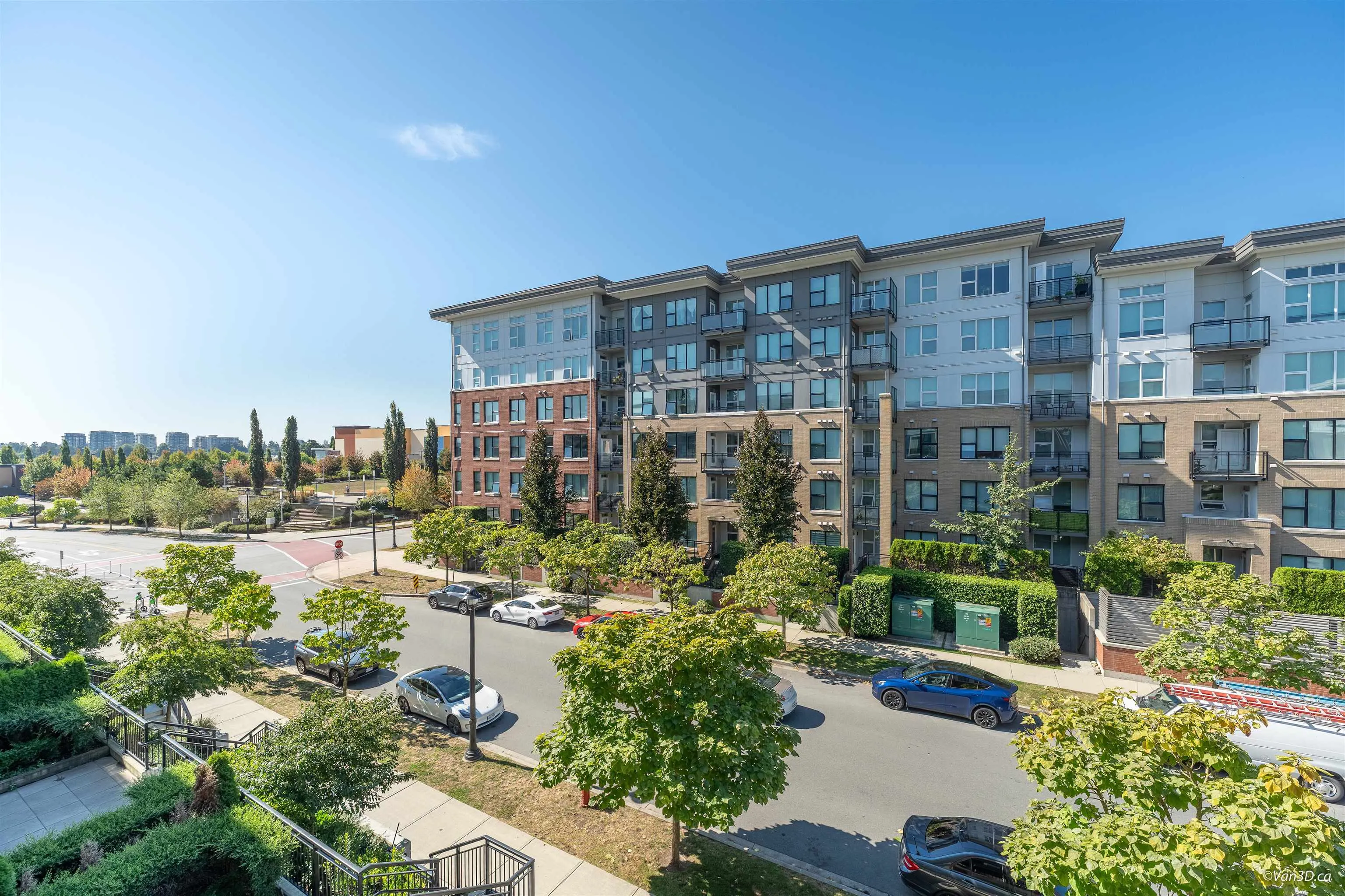 309 9551 Alexandra Road