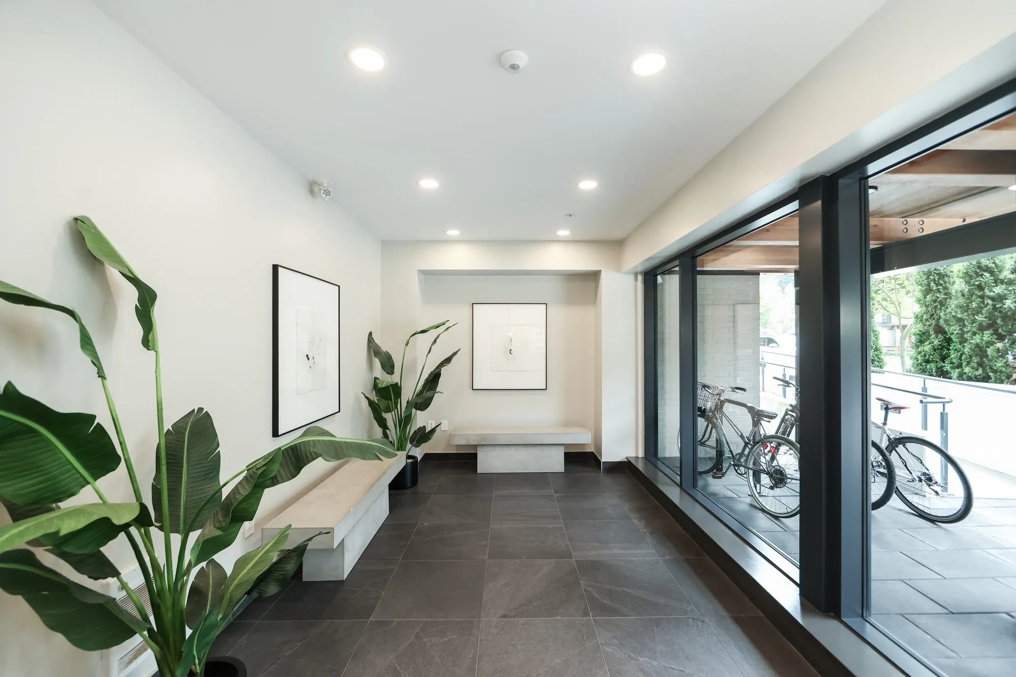 407 3038 St George Street