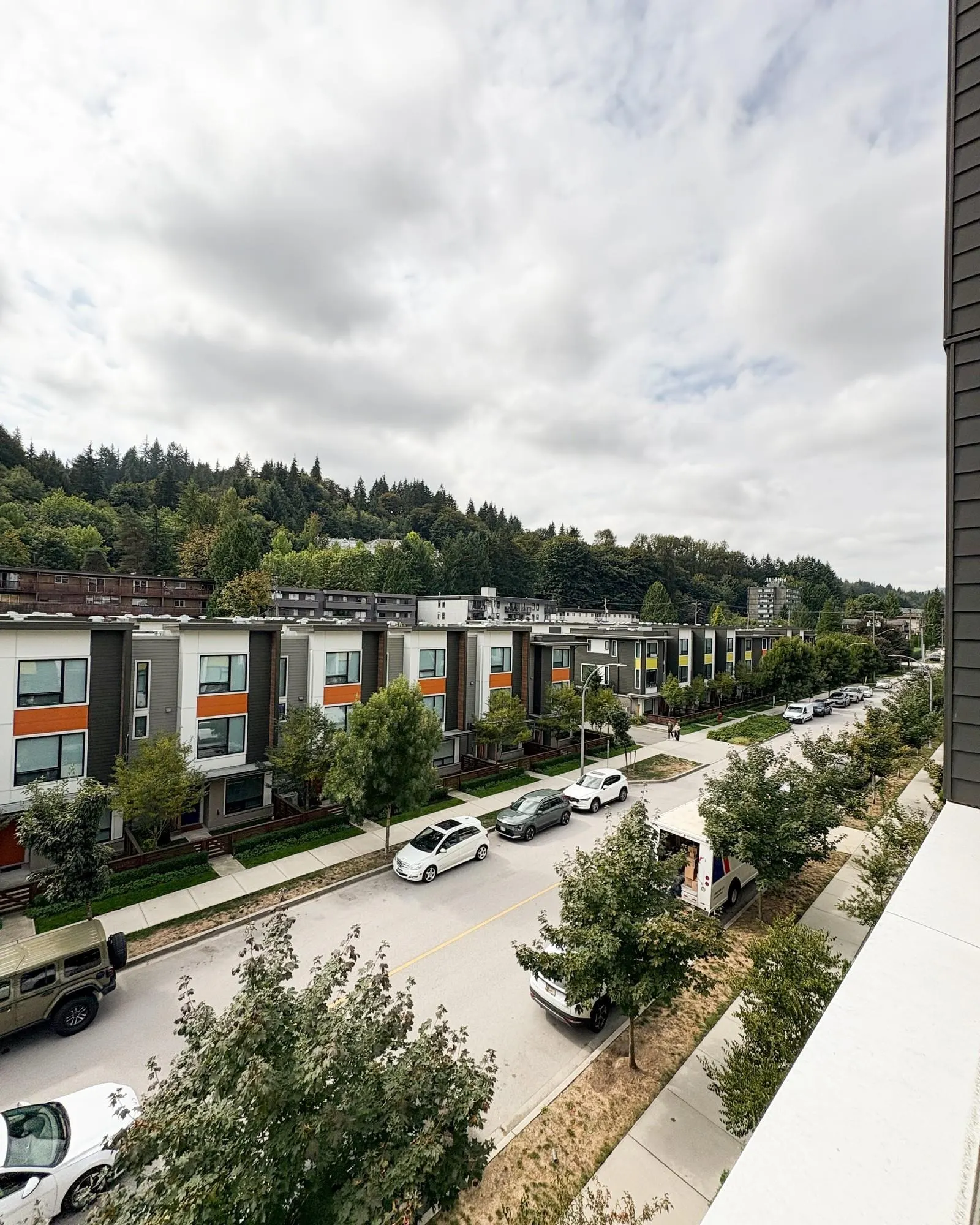 407 3038 St George Street