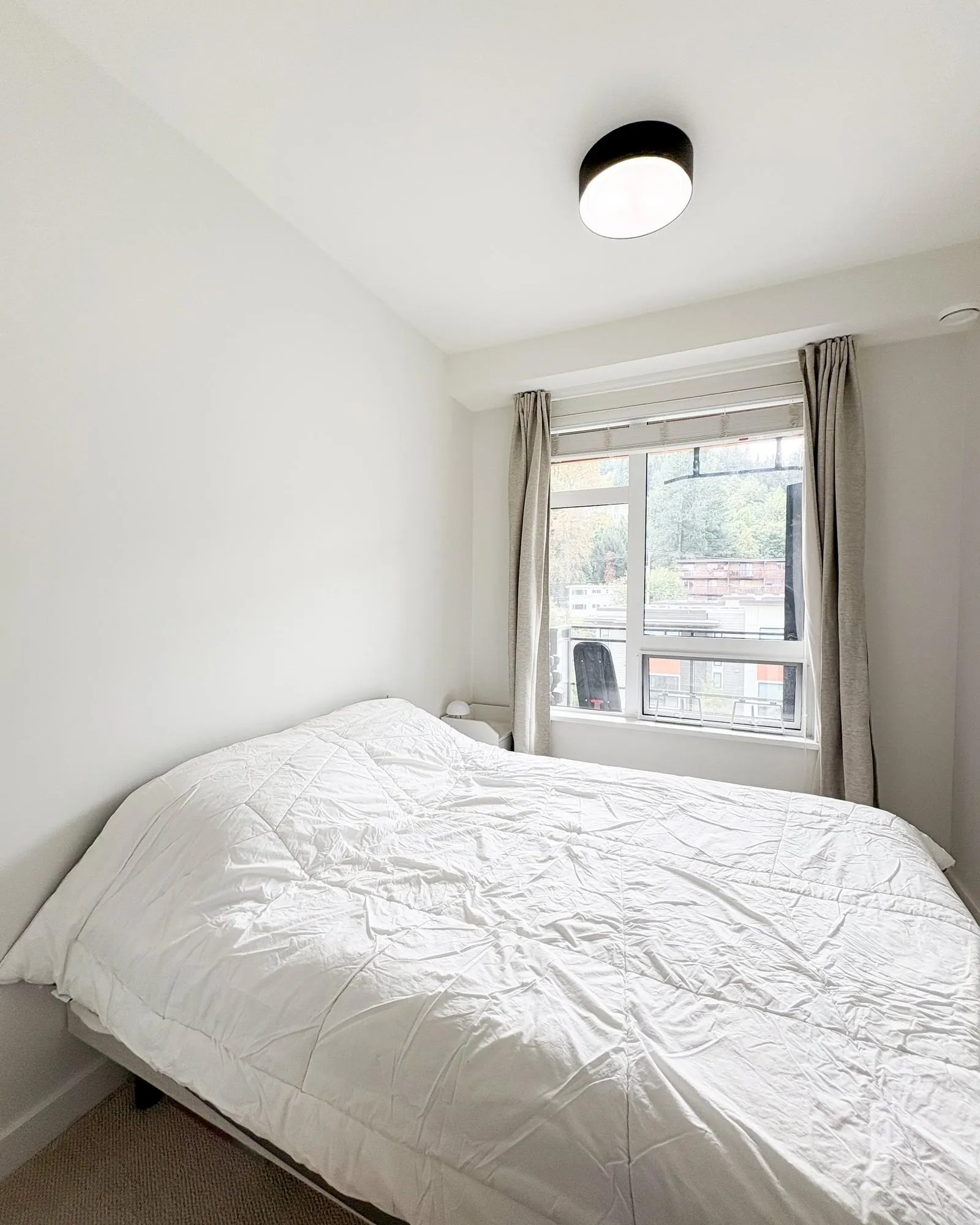 407 3038 St George Street