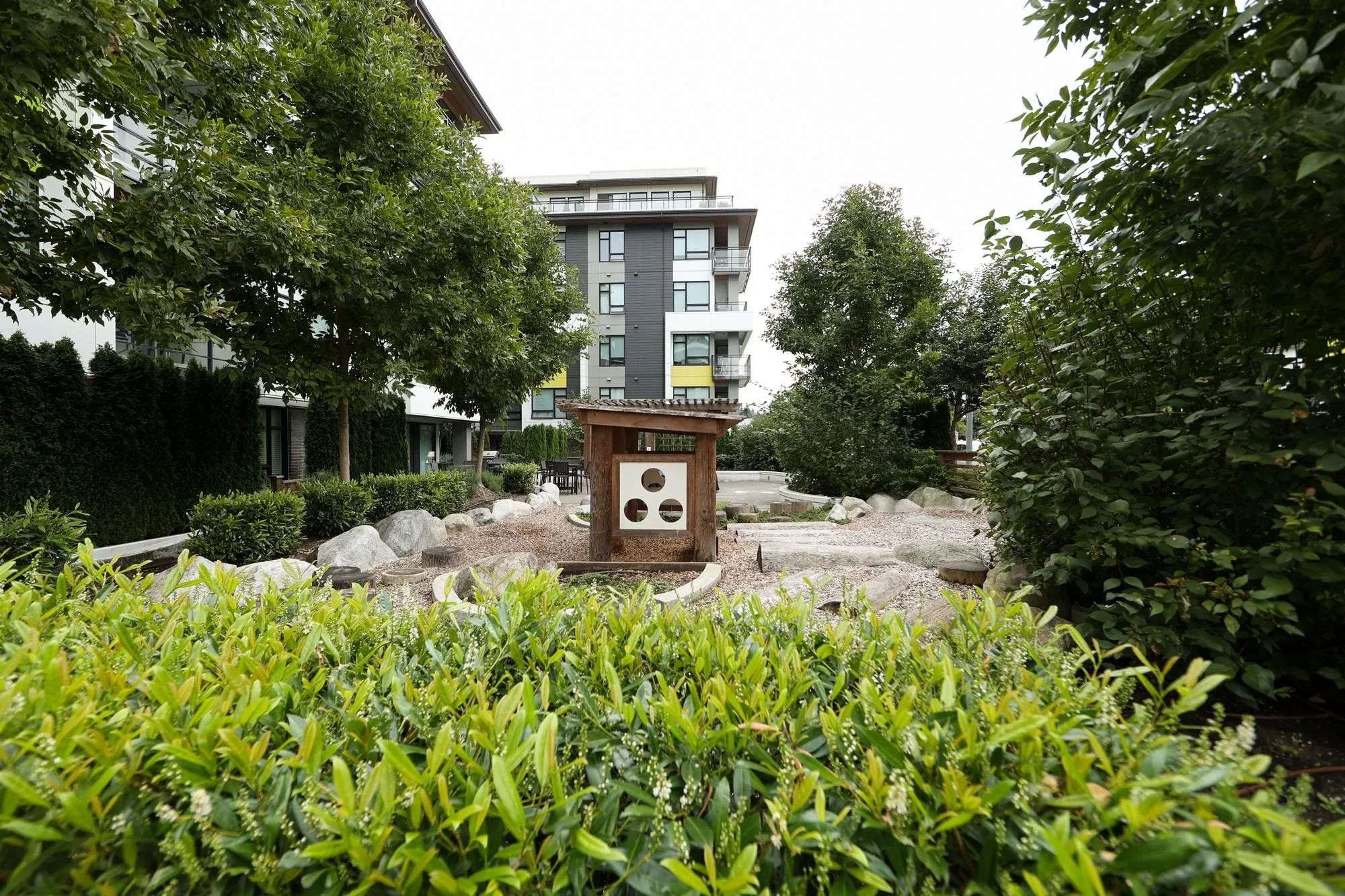 407 3038 St George Street