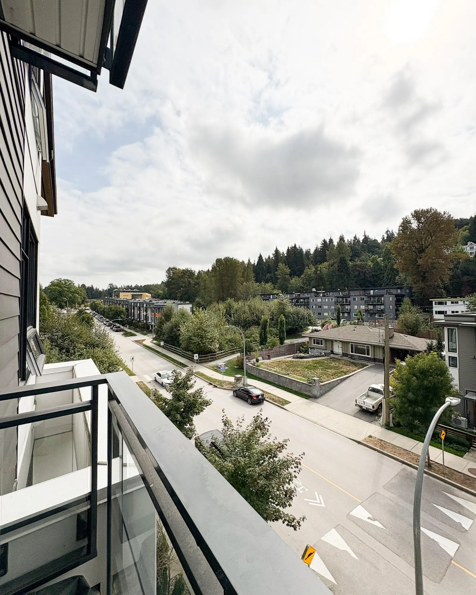 407 3038 St George Street