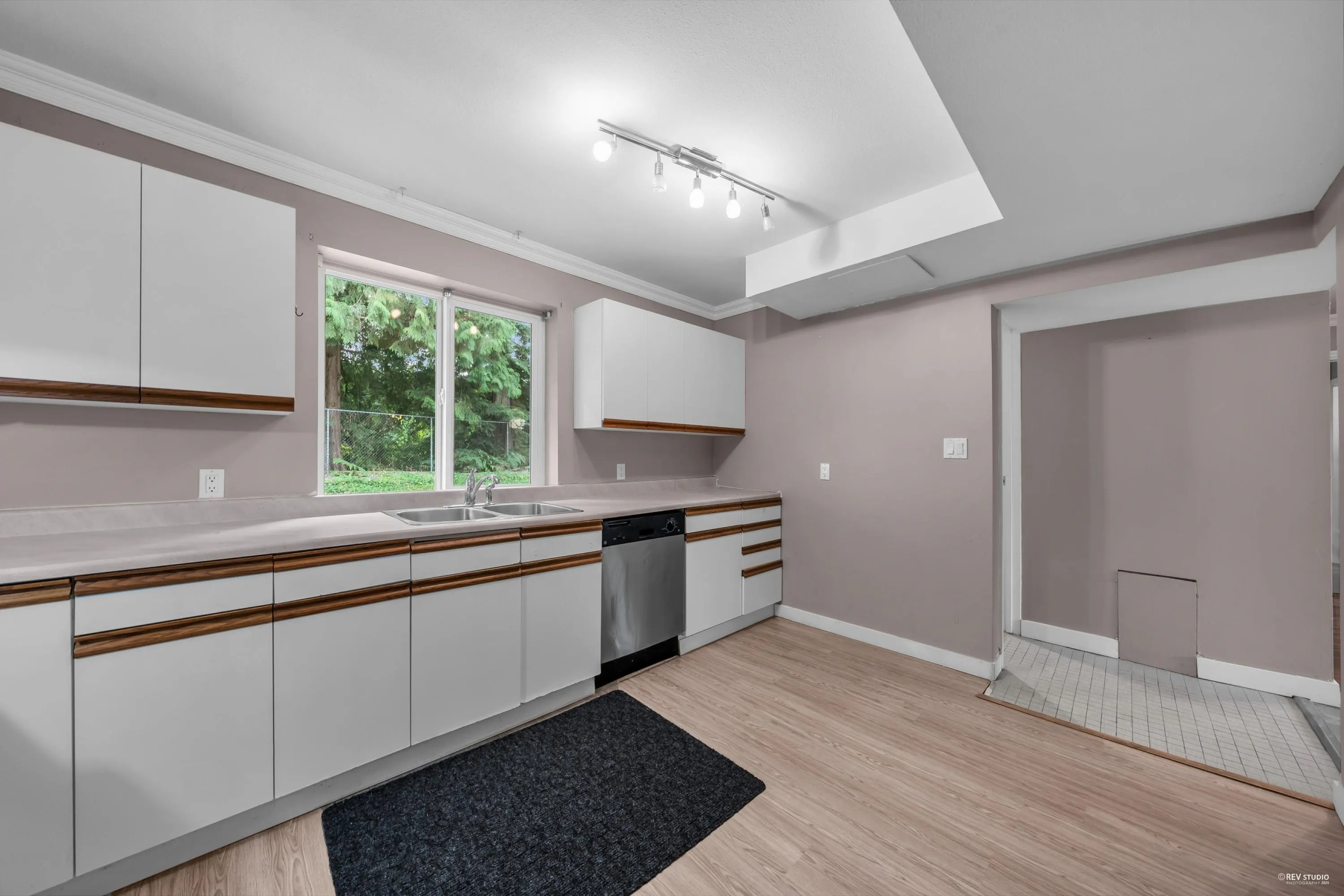1226 Barberry Drive