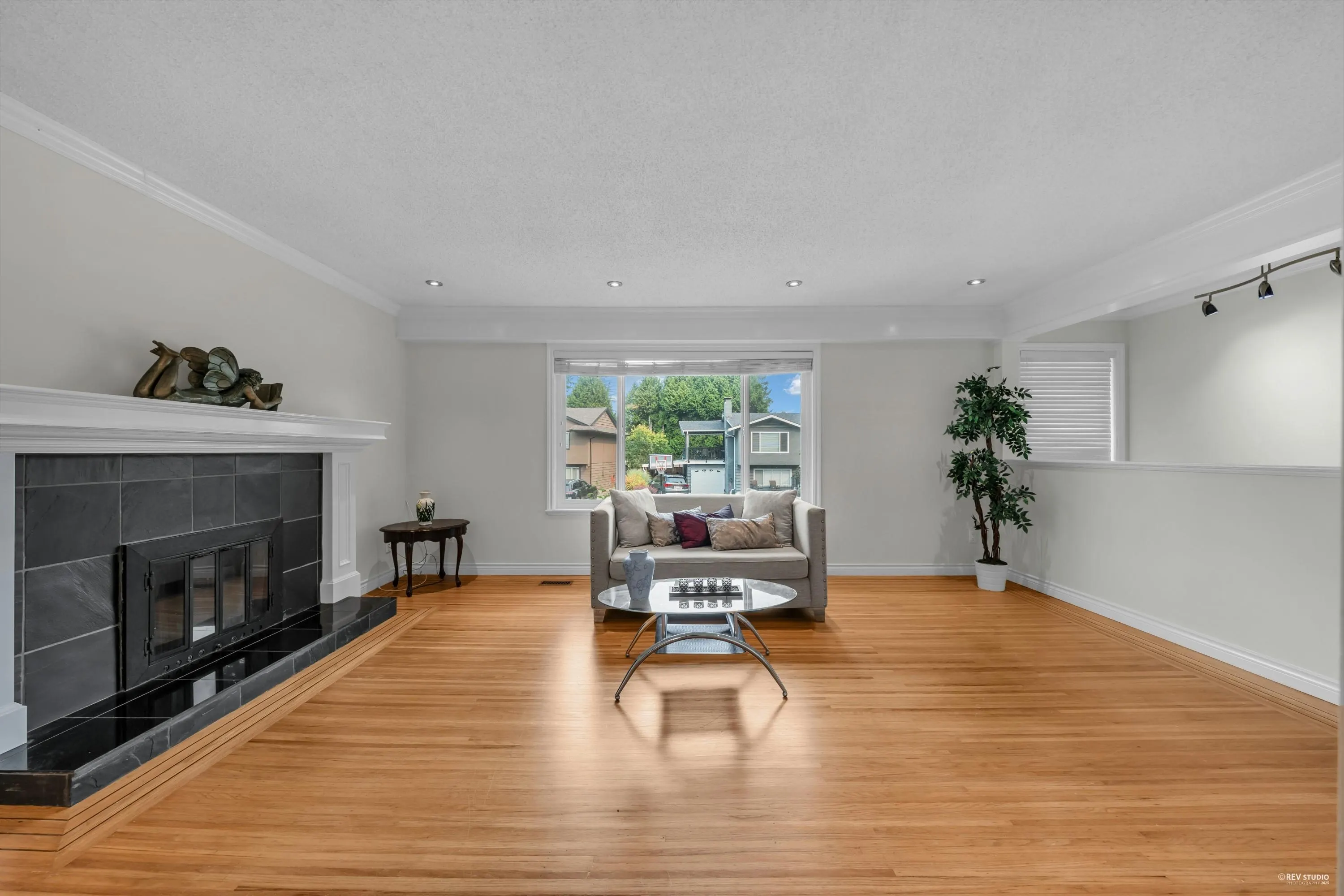 1226 Barberry Drive