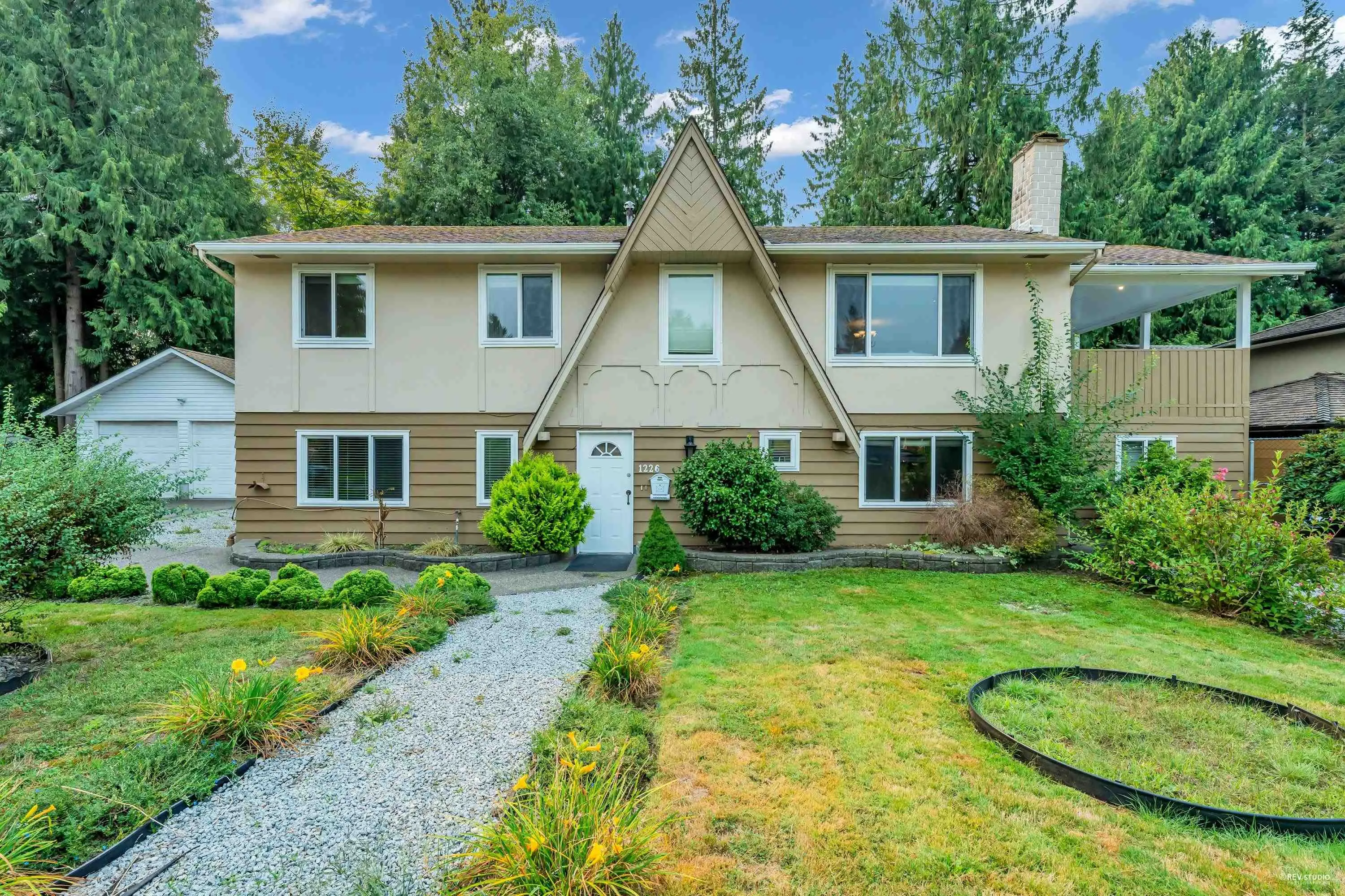 1226 Barberry Drive