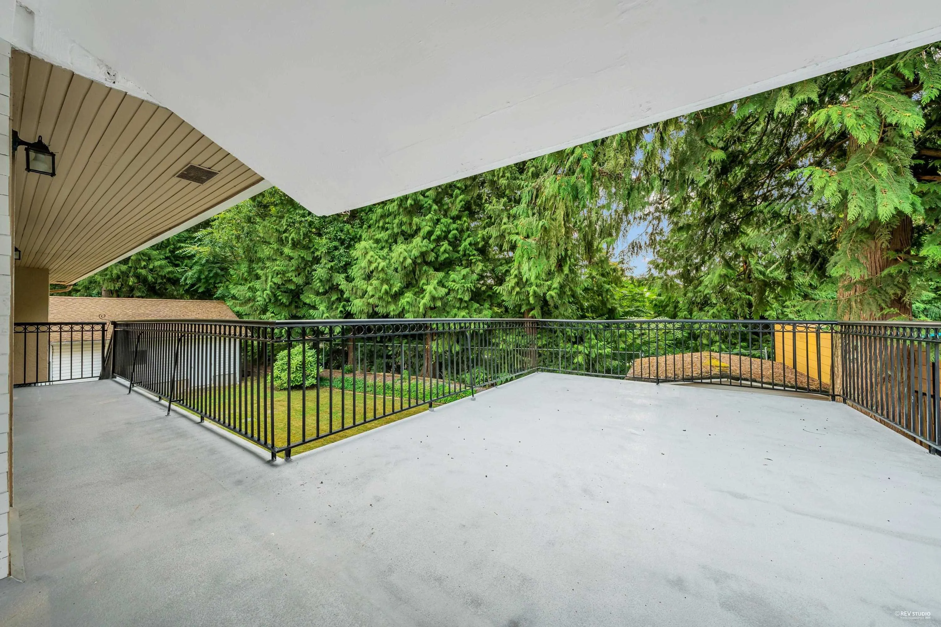 1226 Barberry Drive