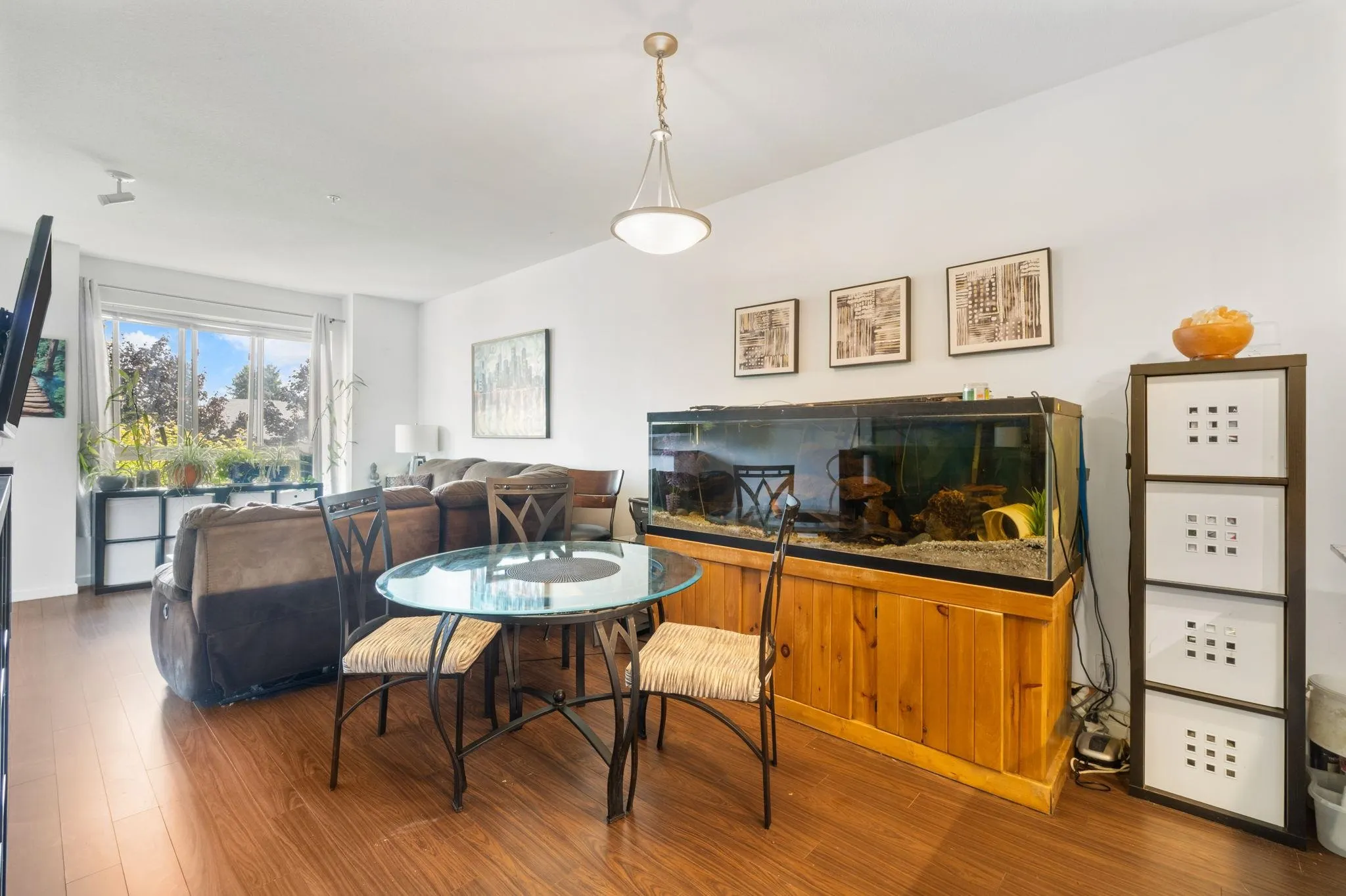 201 290 Francis Way