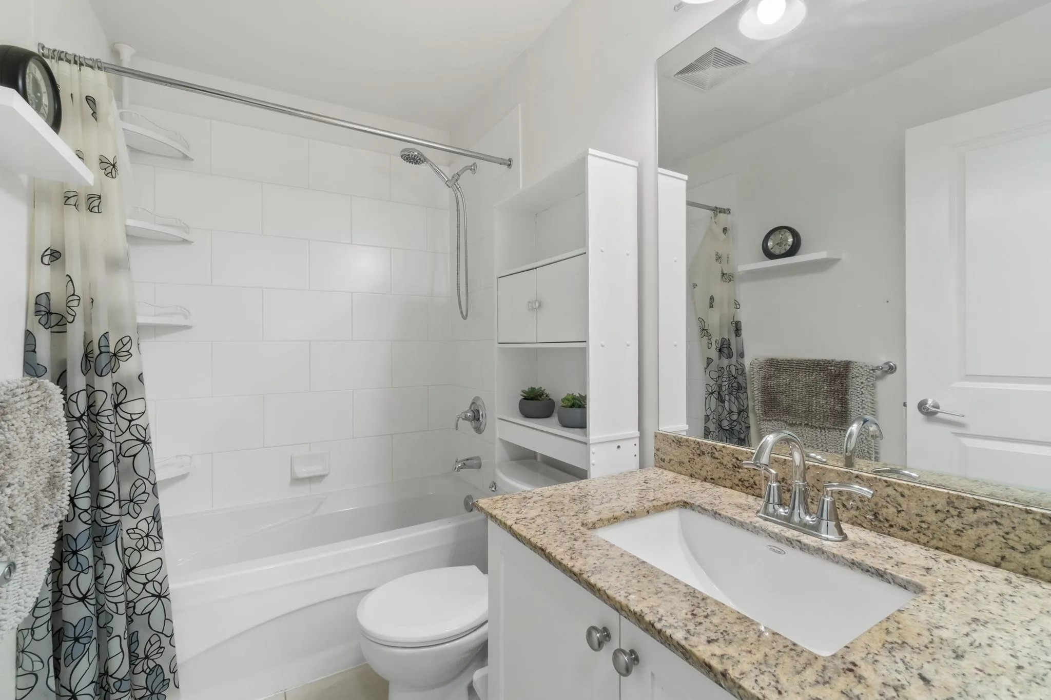 201 290 Francis Way