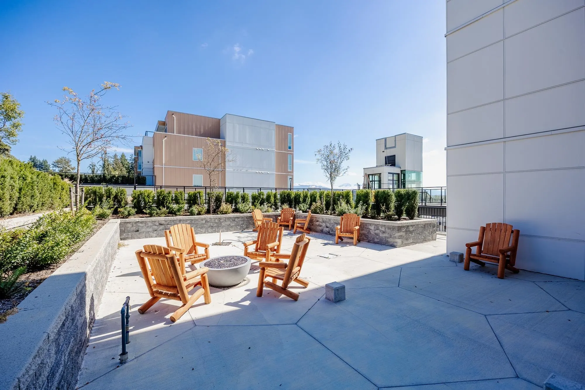 203 31900 Raven Avenue