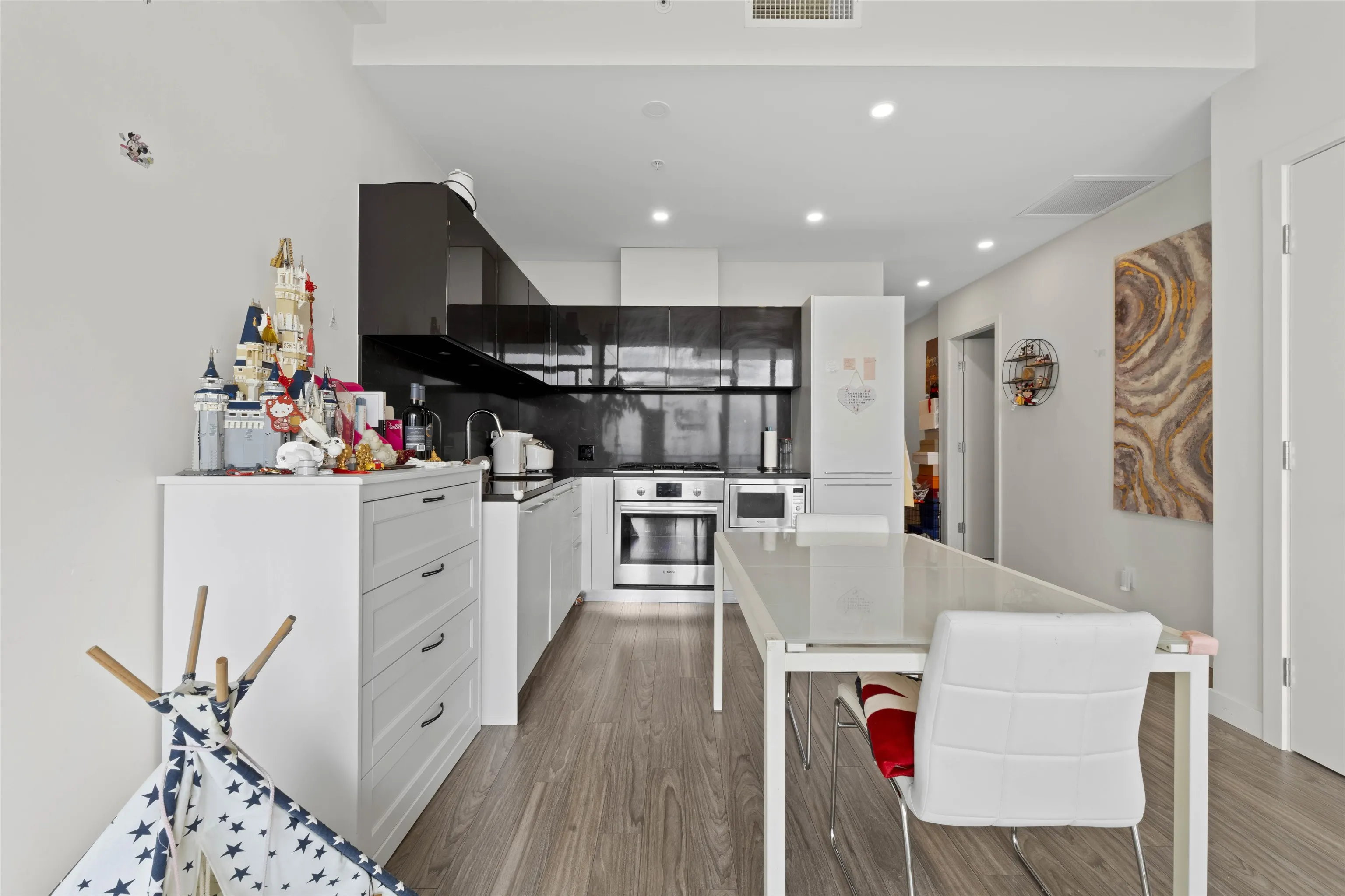 1206 6288 Cassie Avenue