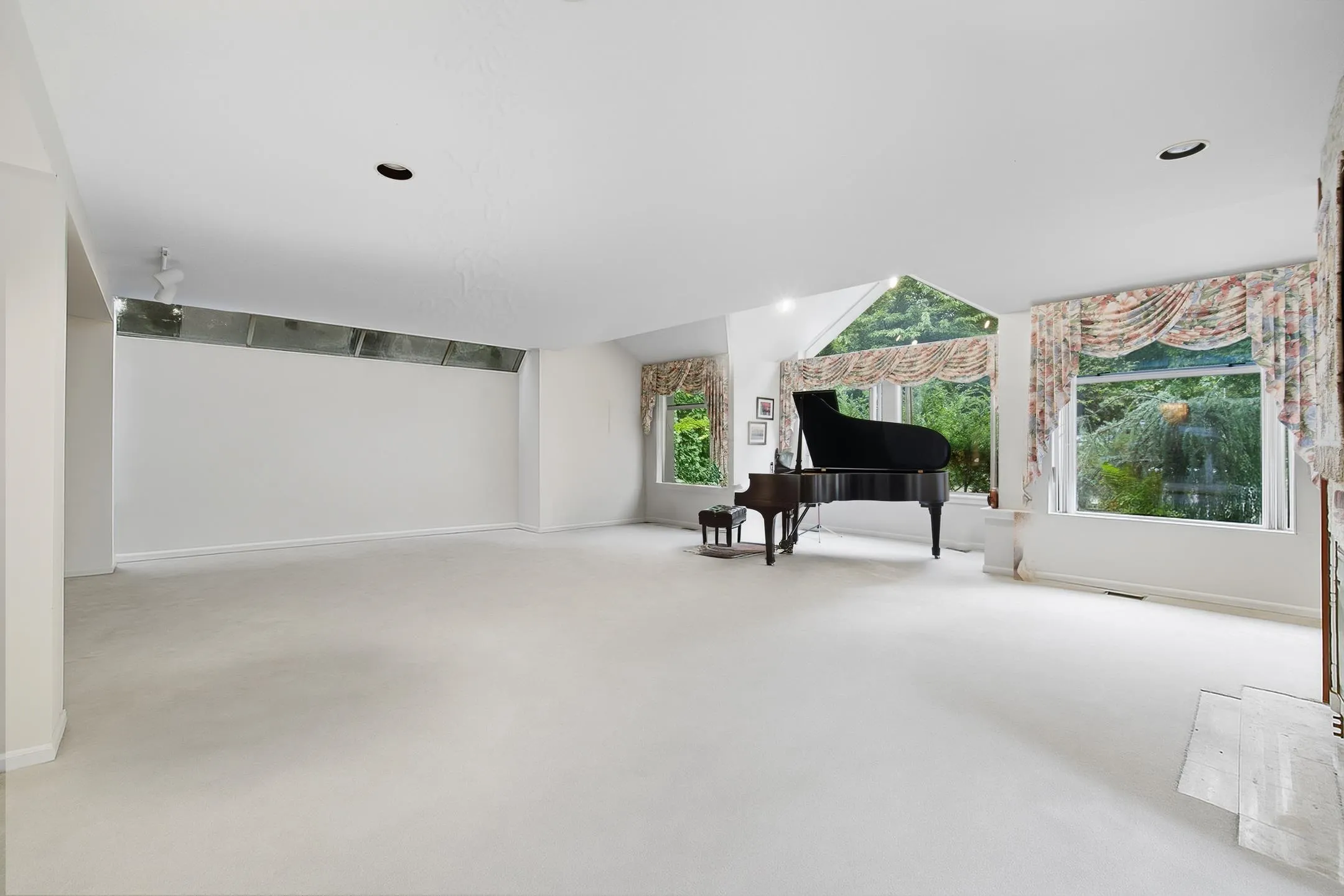 6189 Angus Drive
