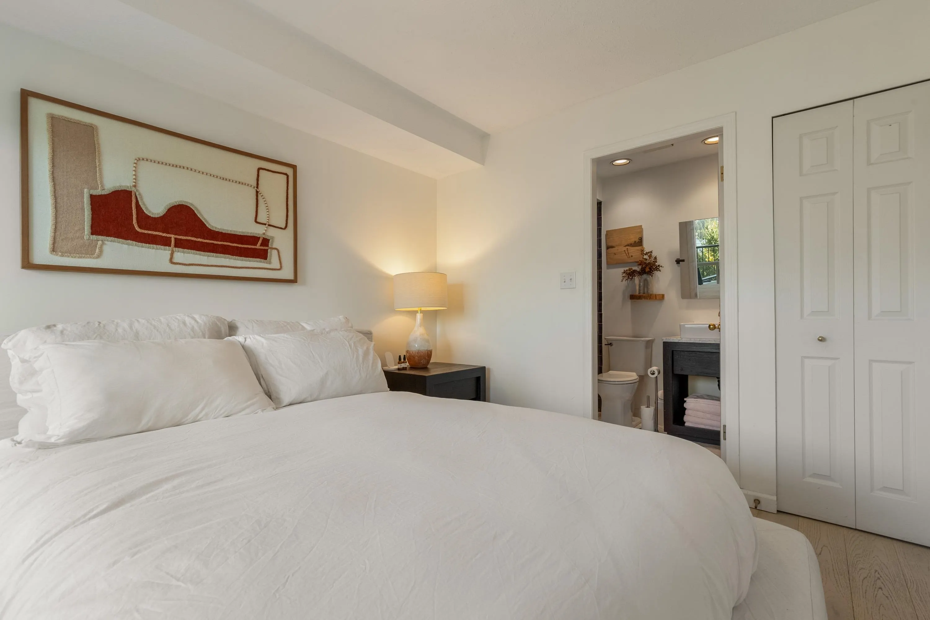 310 2221 Gondola Way