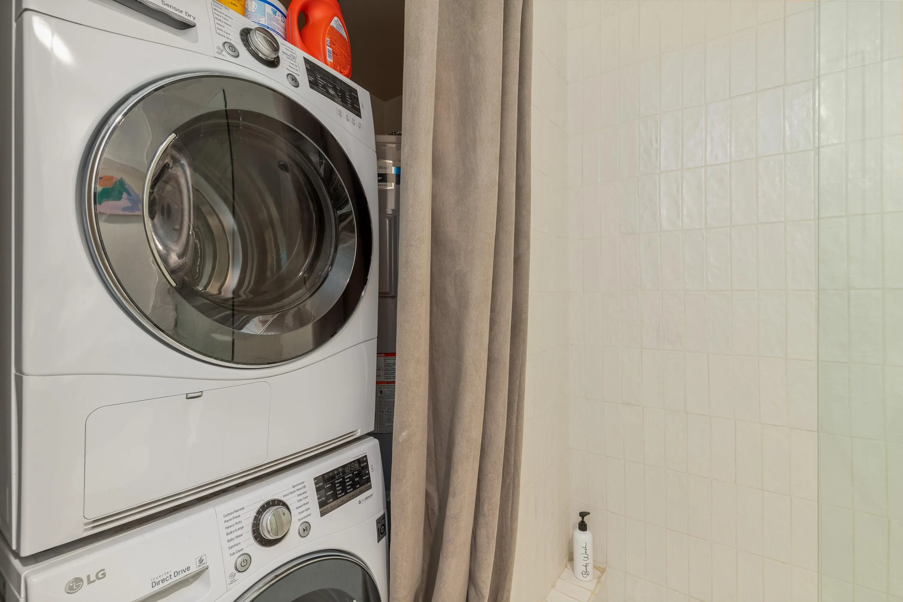 310 2221 Gondola Way