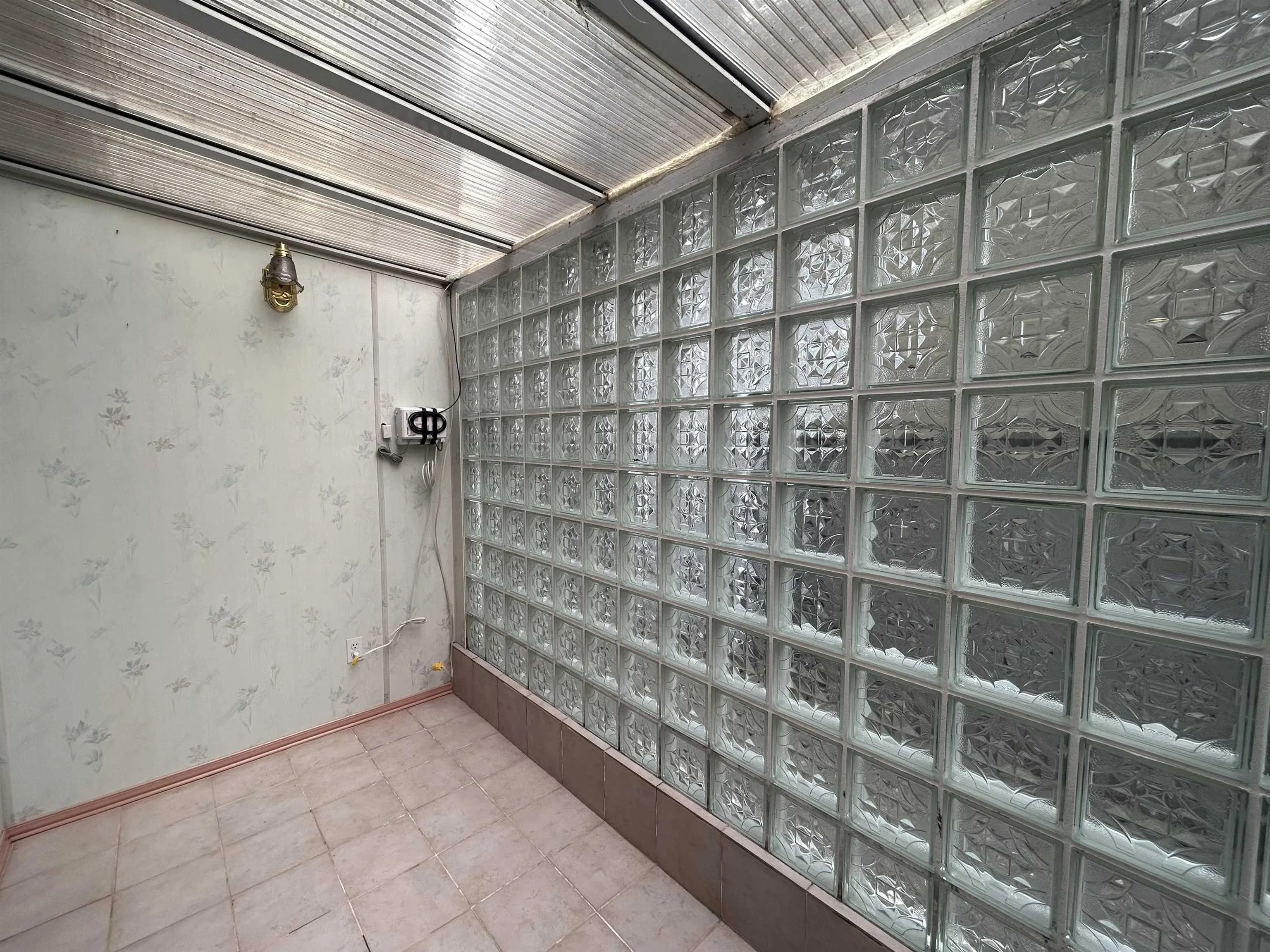 Basement 1185 Nanaimo Street