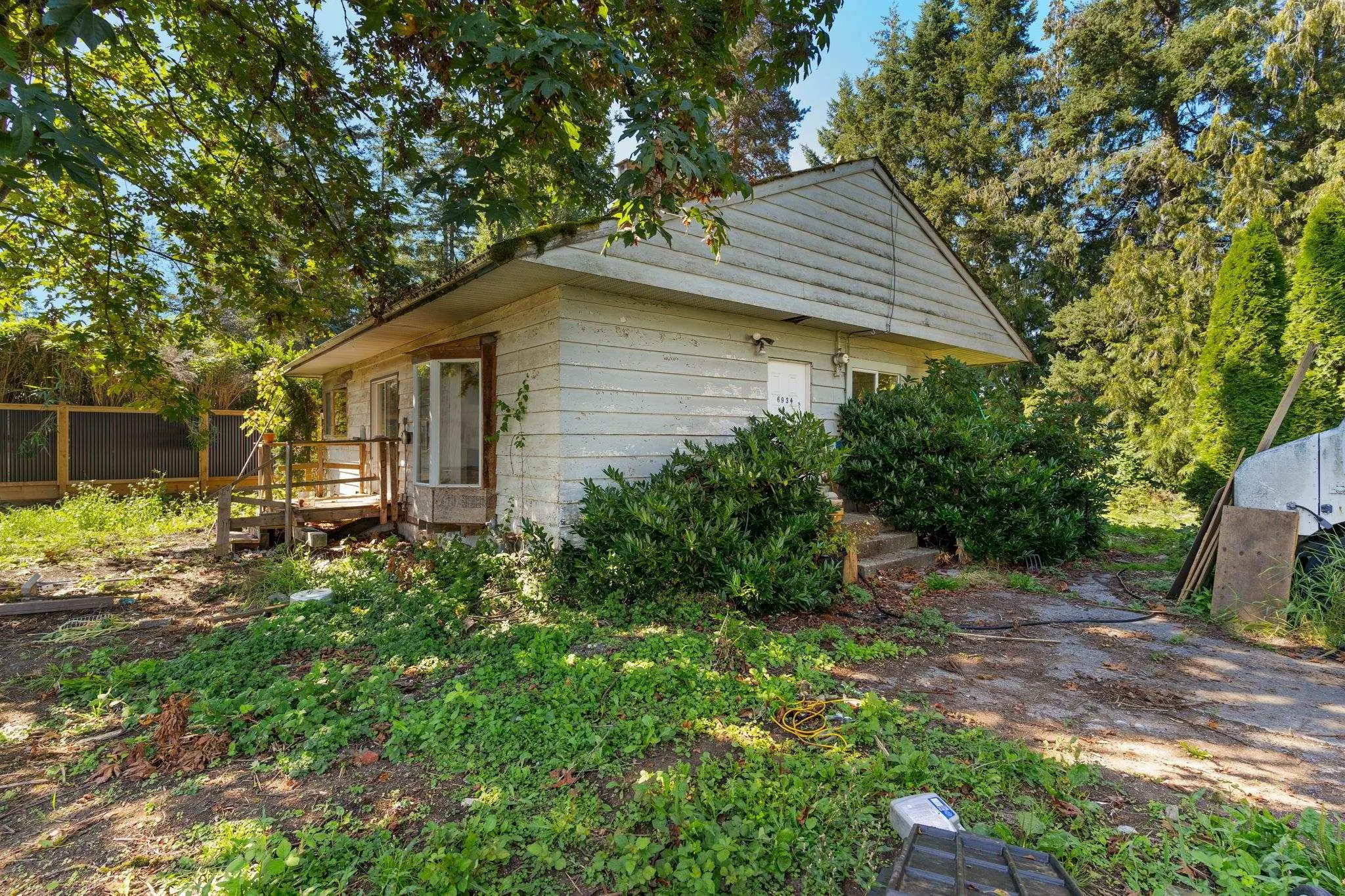 6934 Glover Road