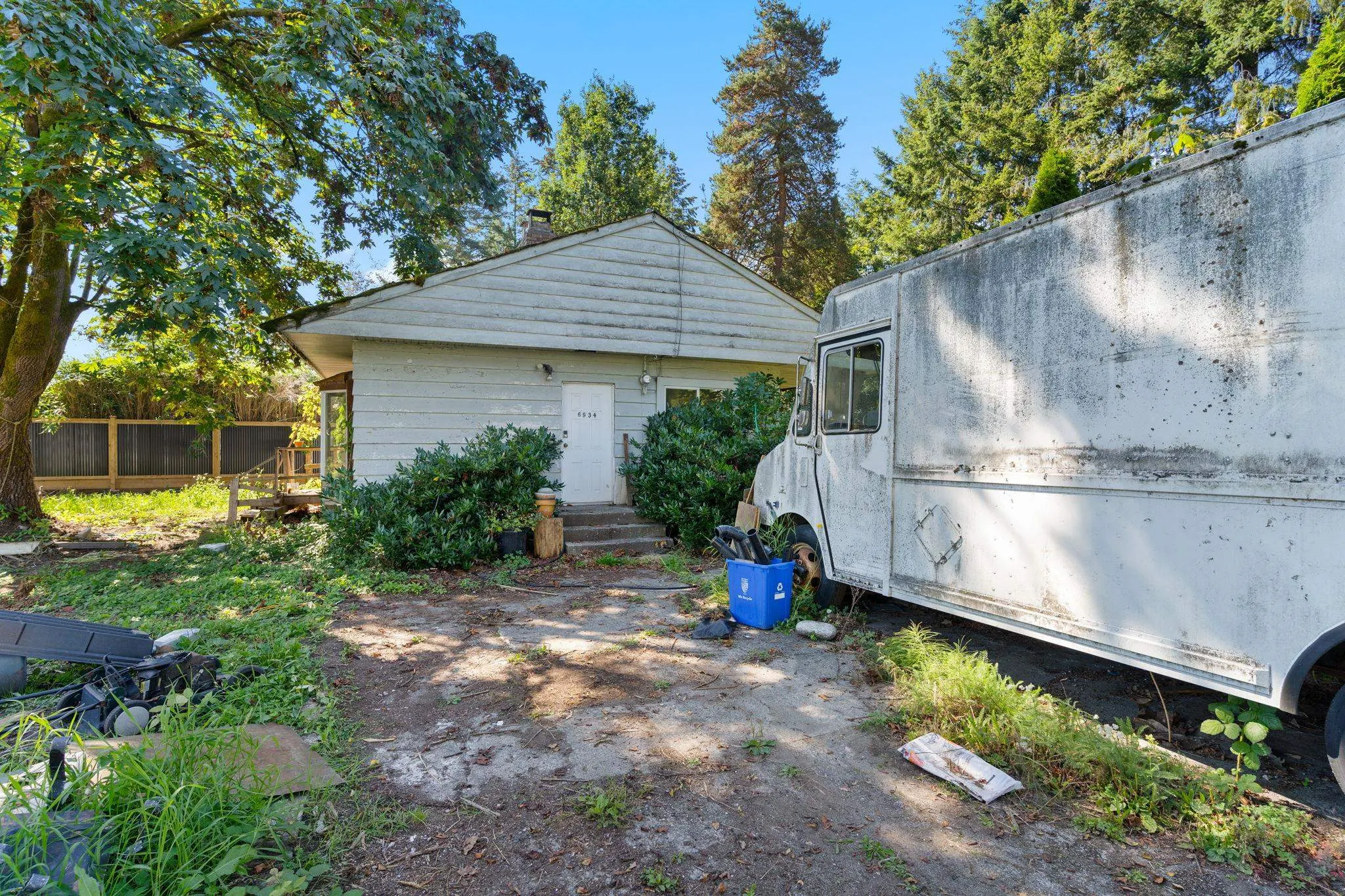 6934 Glover Road