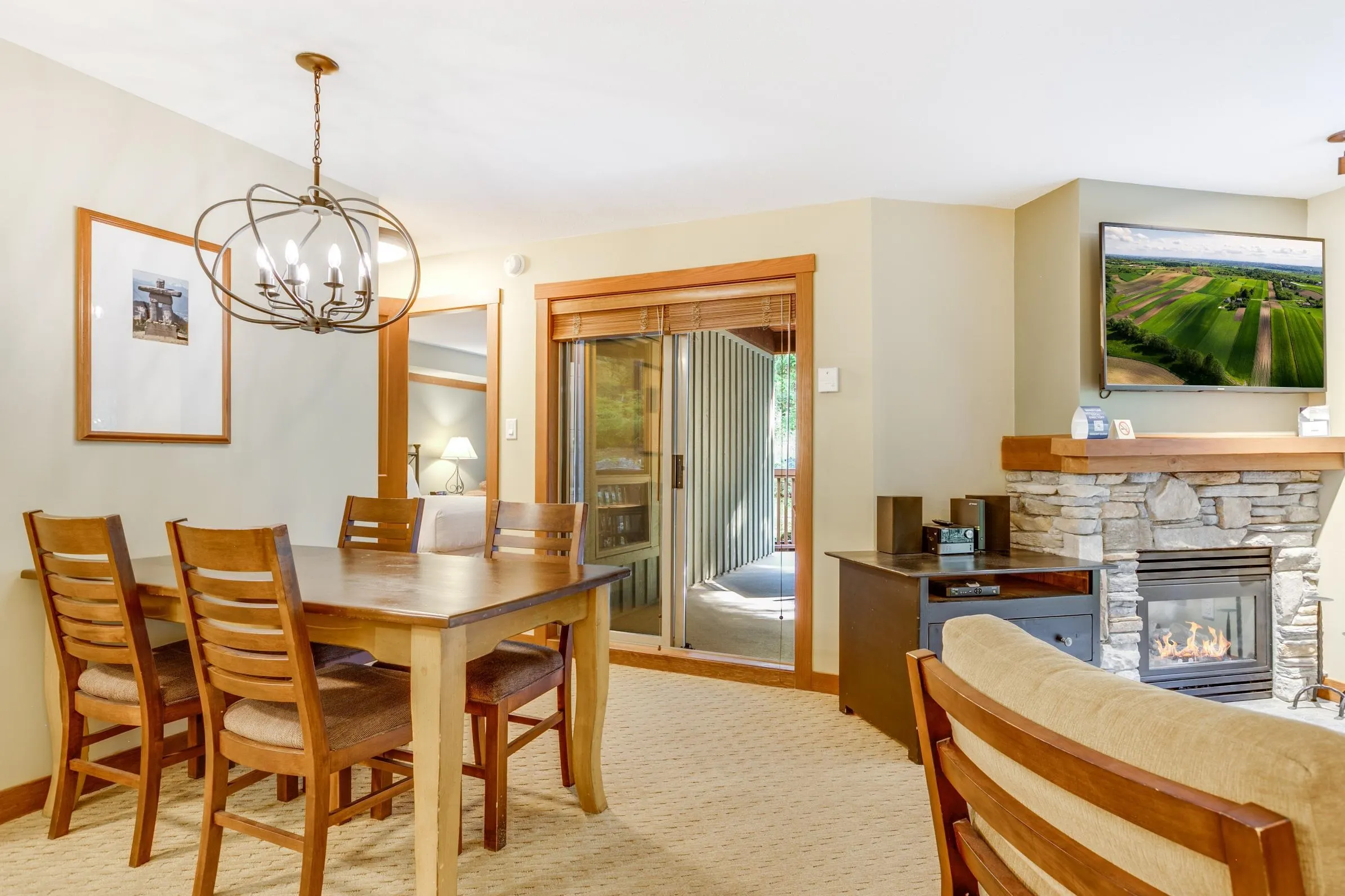 214G2 4653 Blackcomb Way