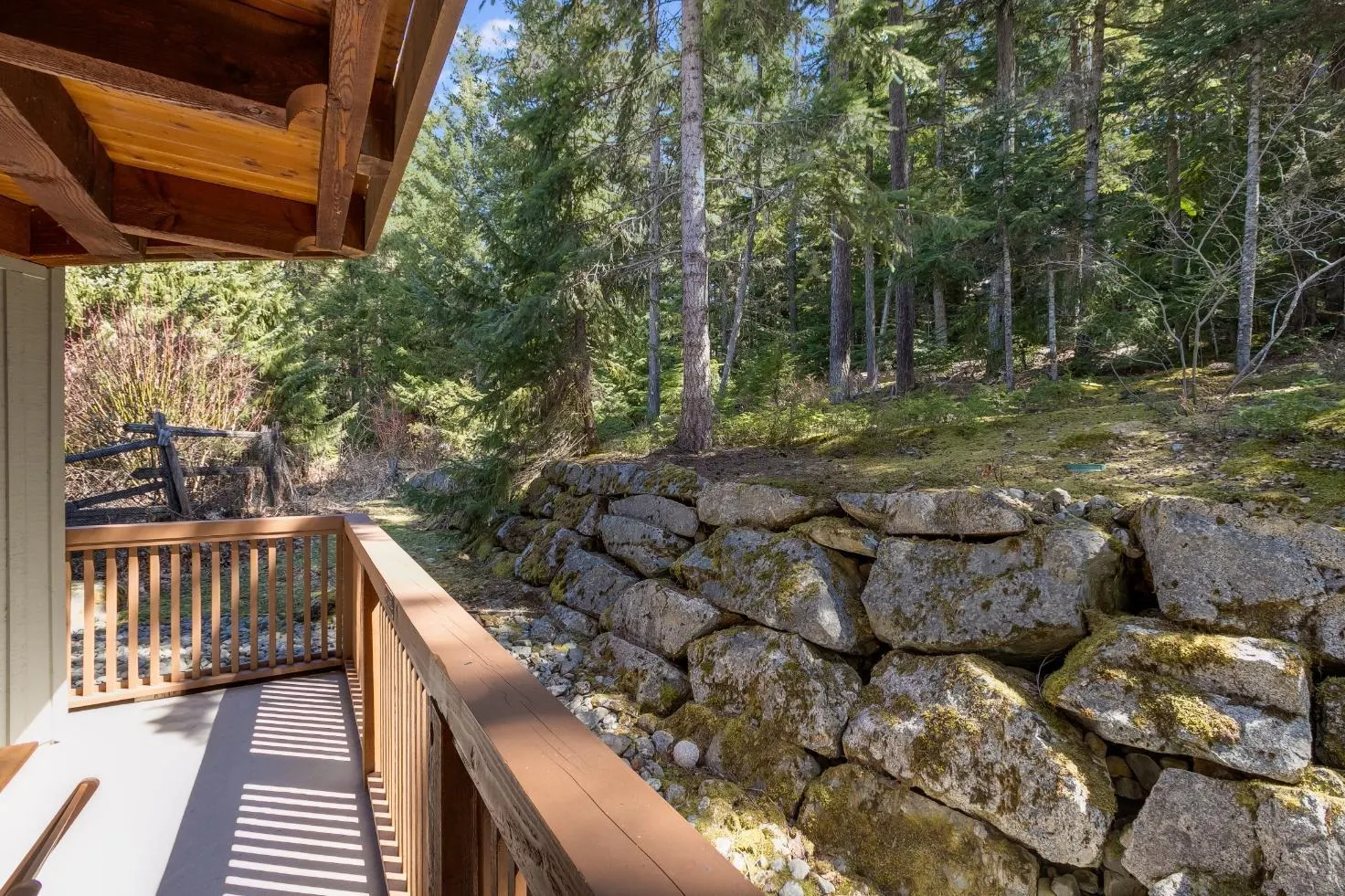 214G2 4653 Blackcomb Way