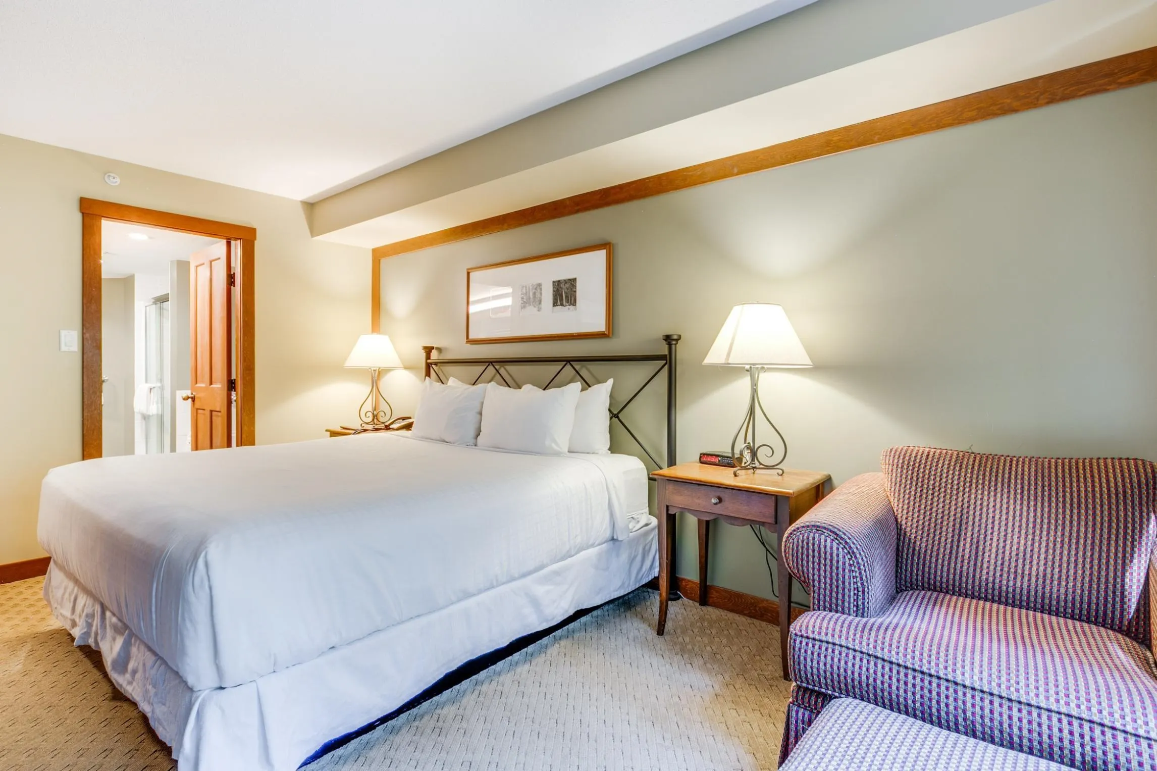 214G2 4653 Blackcomb Way