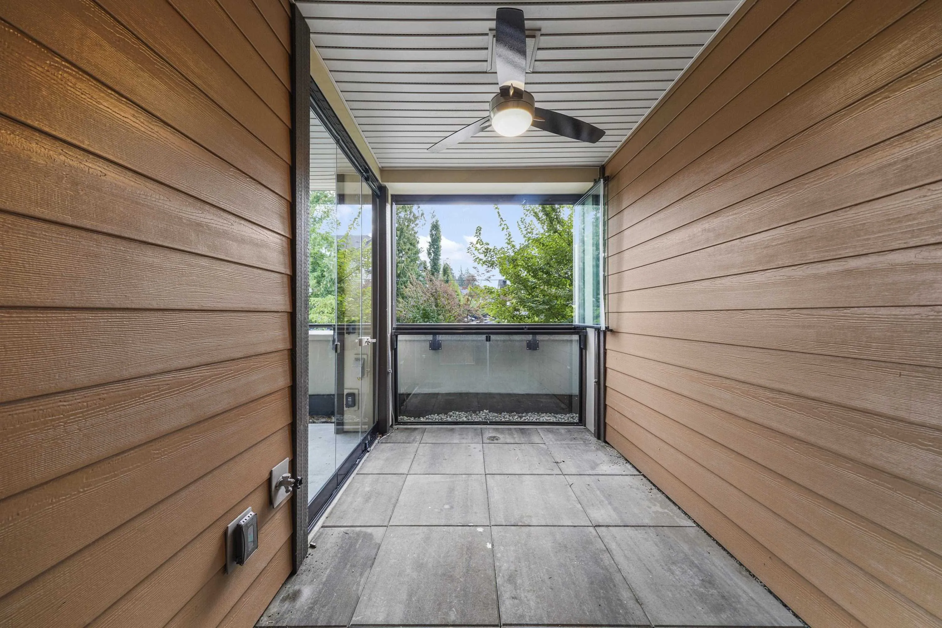 202 20376 86 Avenue