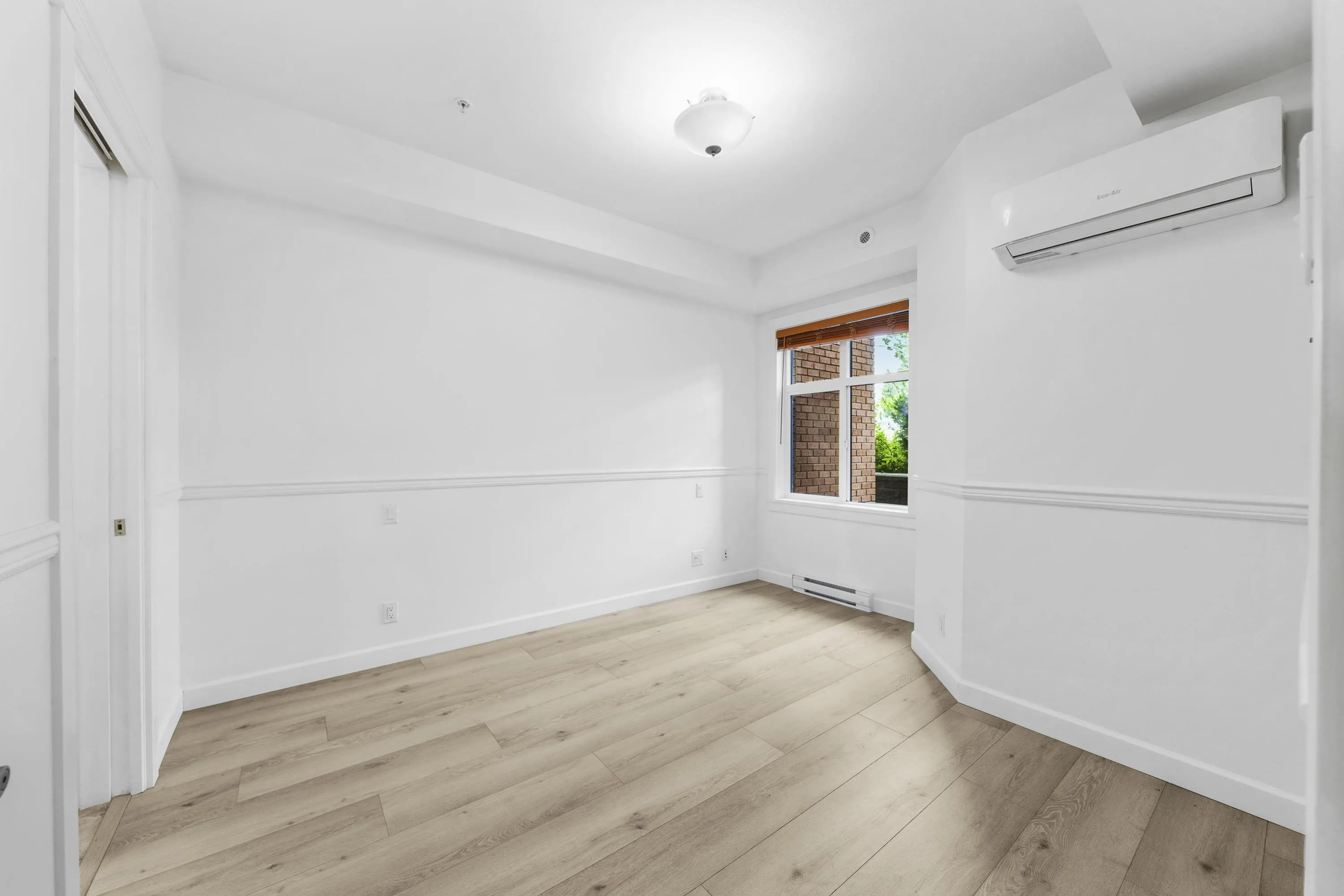 202 20376 86 Avenue