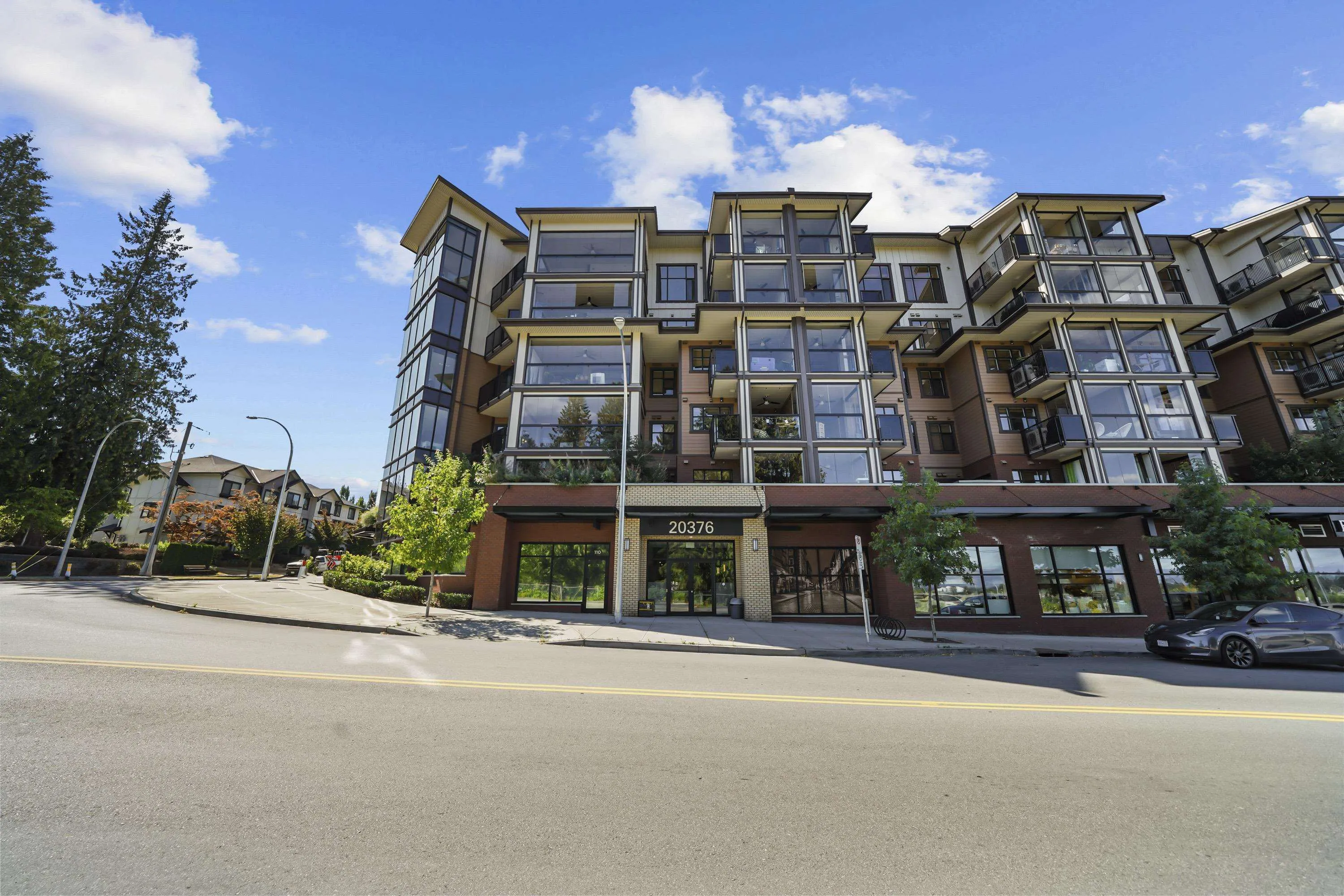 202 20376 86 Avenue