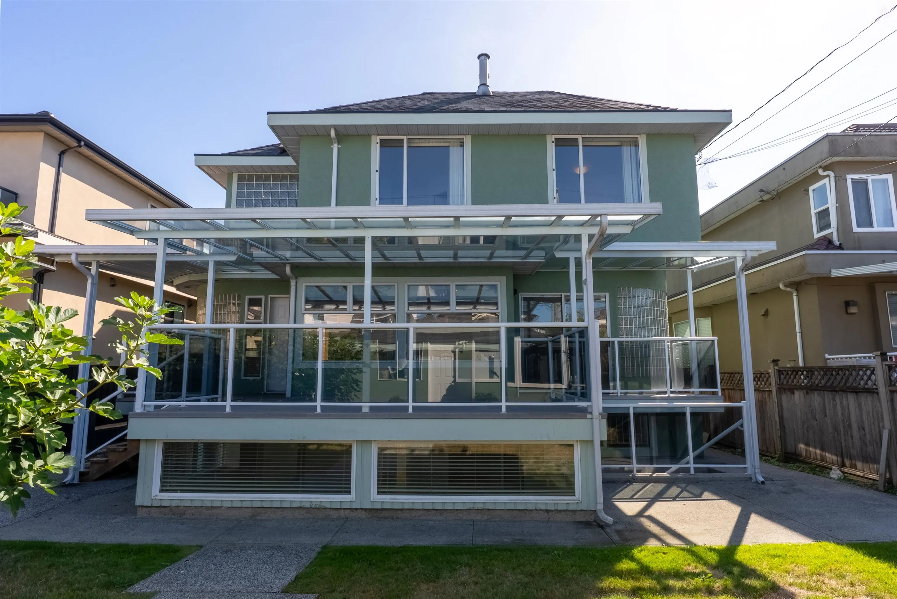2249 Fraserview Drive