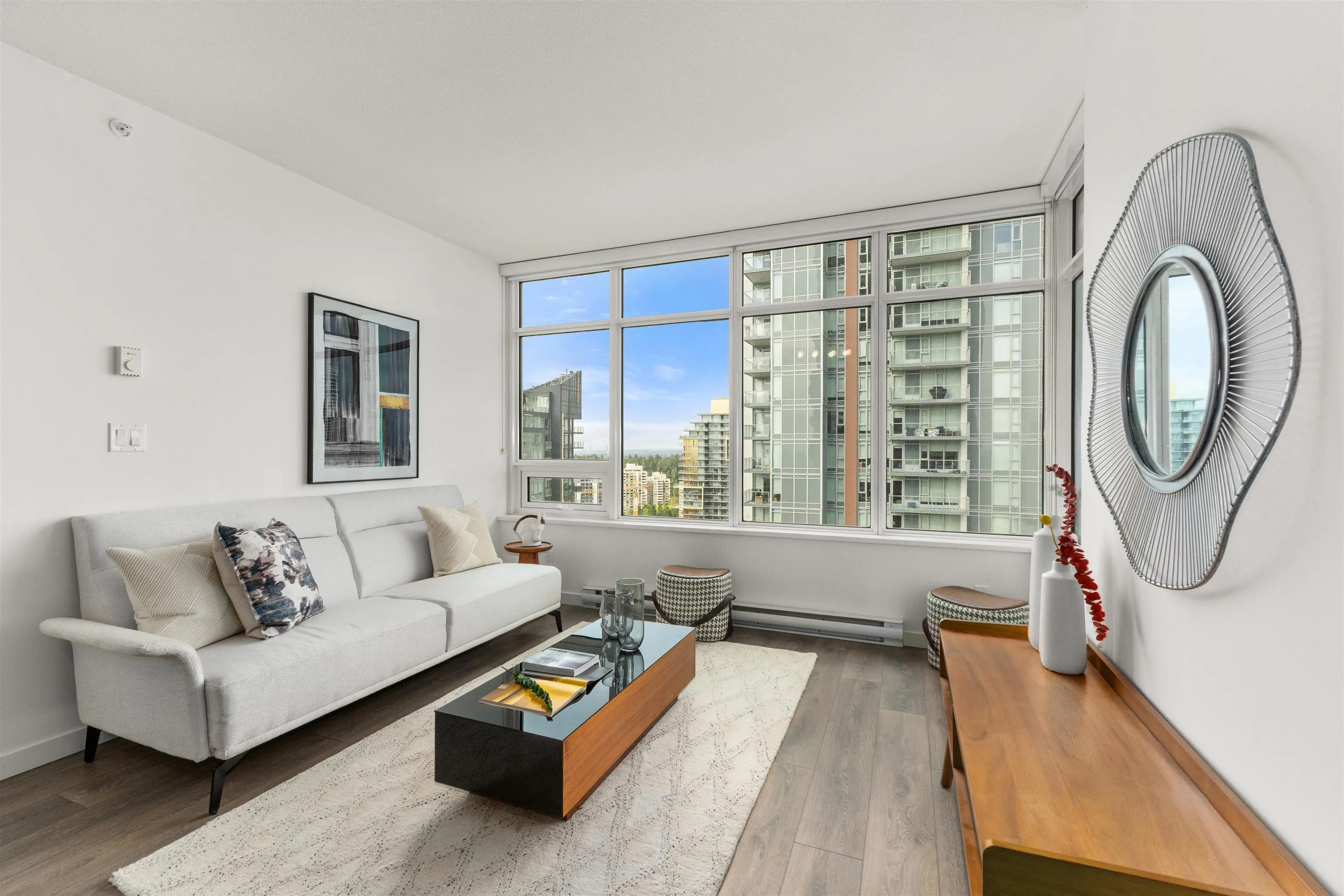 2508 6461 Telford Avenue