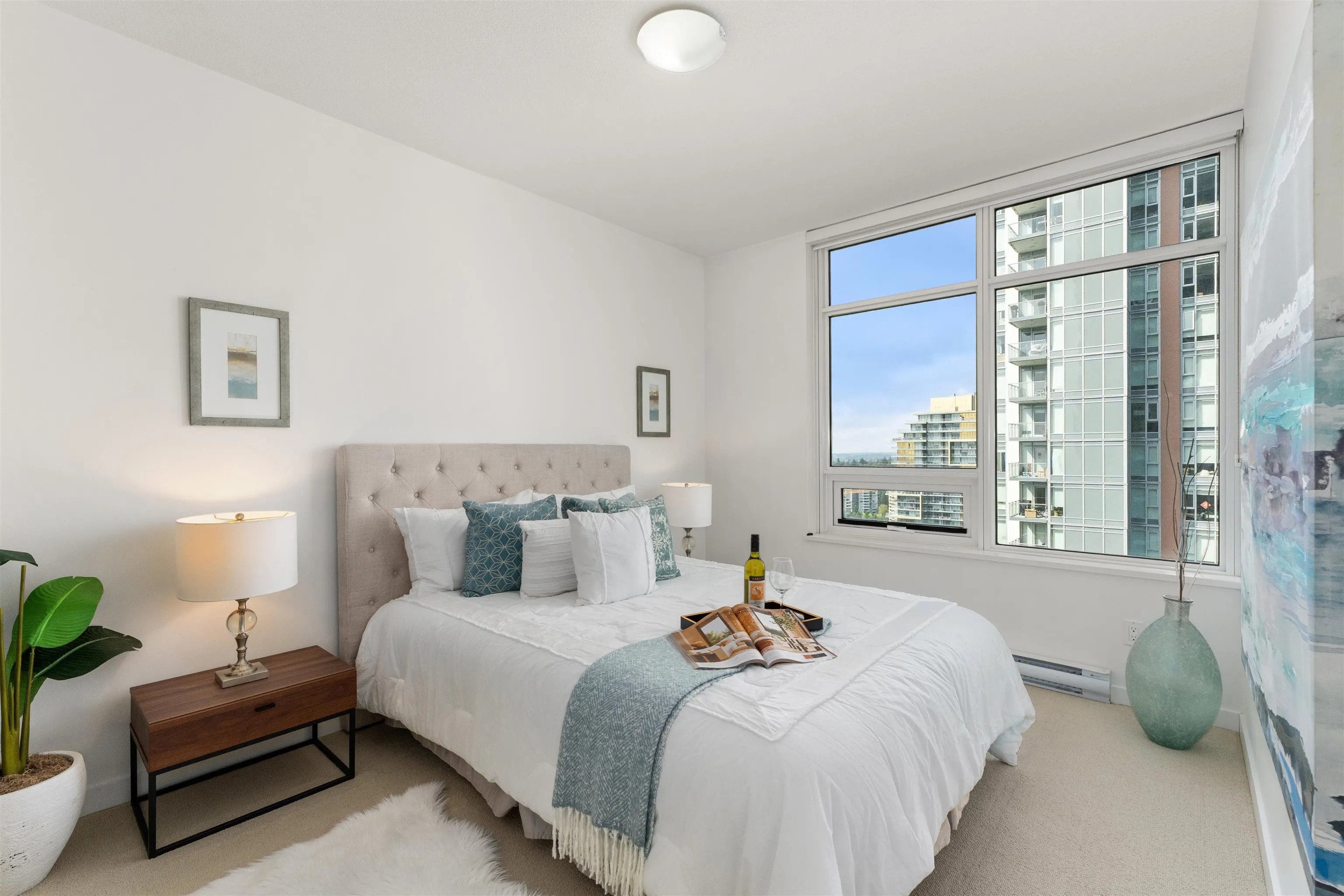 2508 6461 Telford Avenue