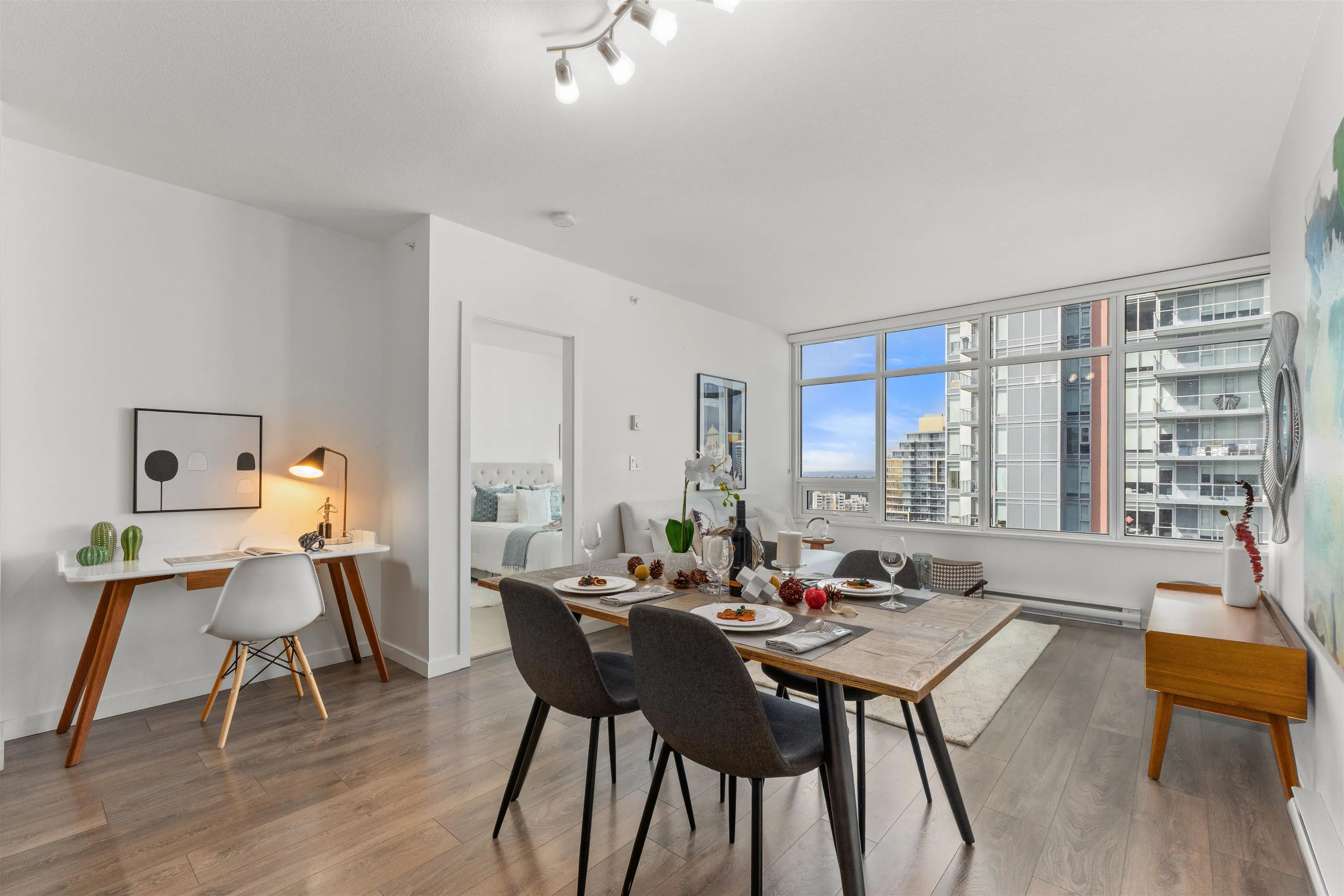 2508 6461 Telford Avenue