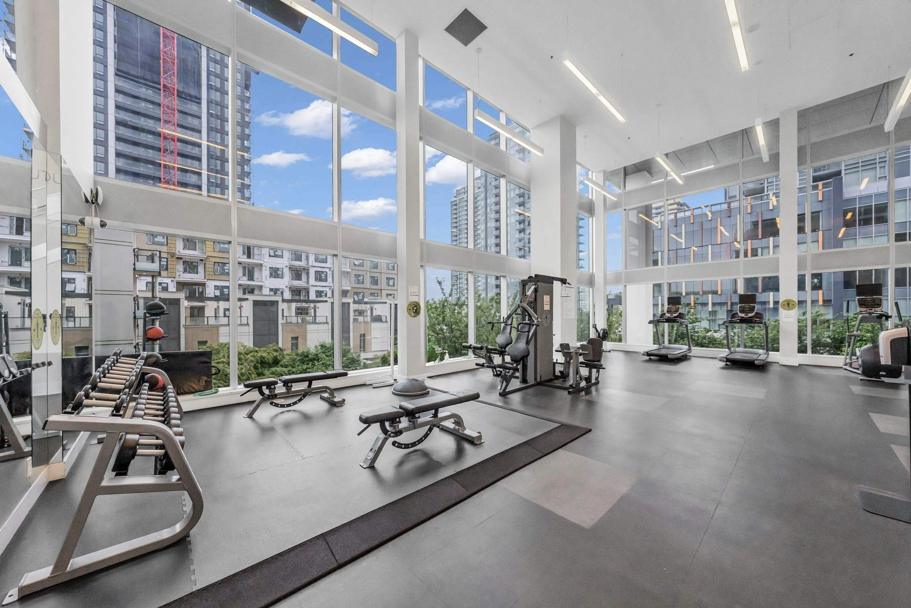 2508 6461 Telford Avenue