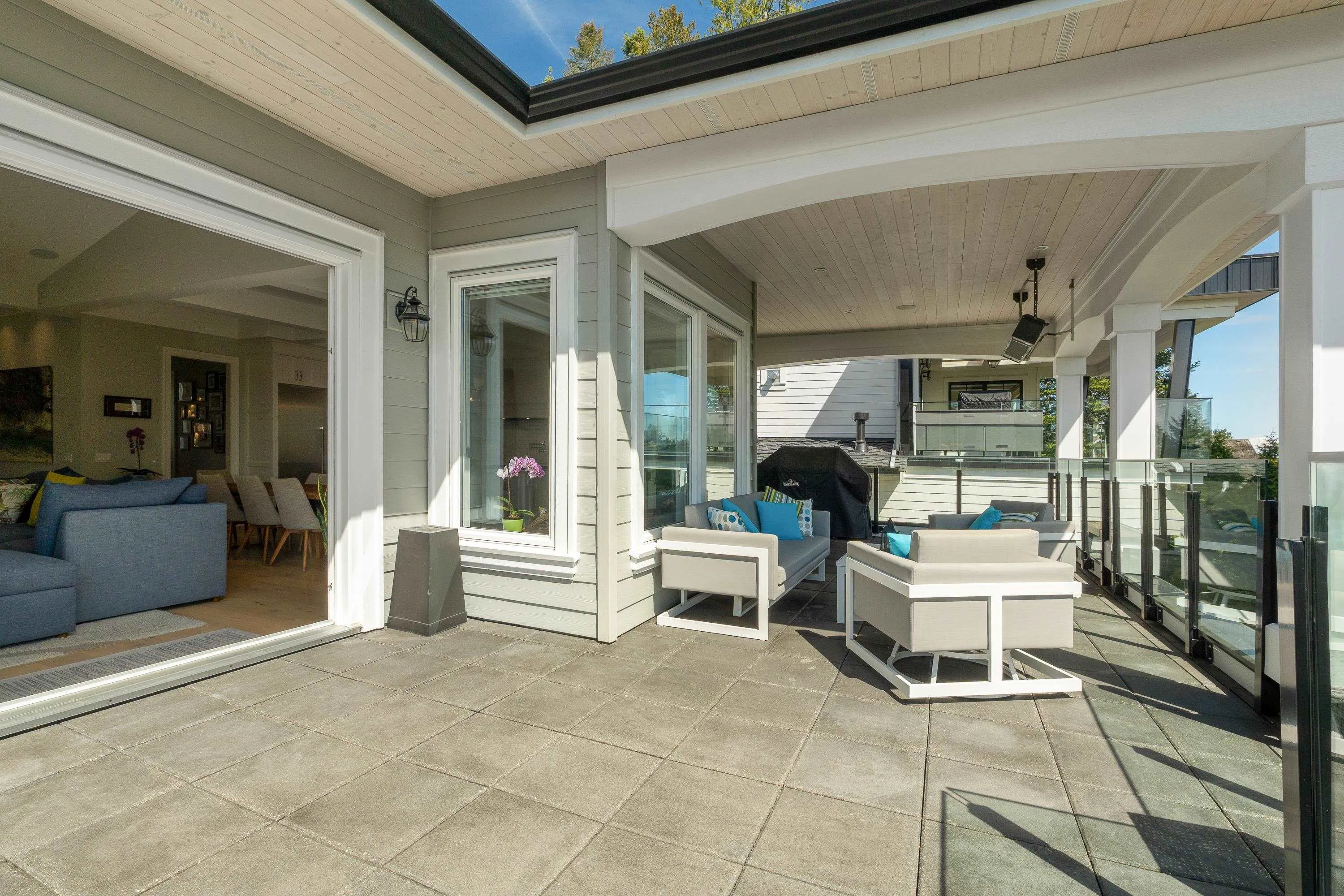 13416 Marine Drive