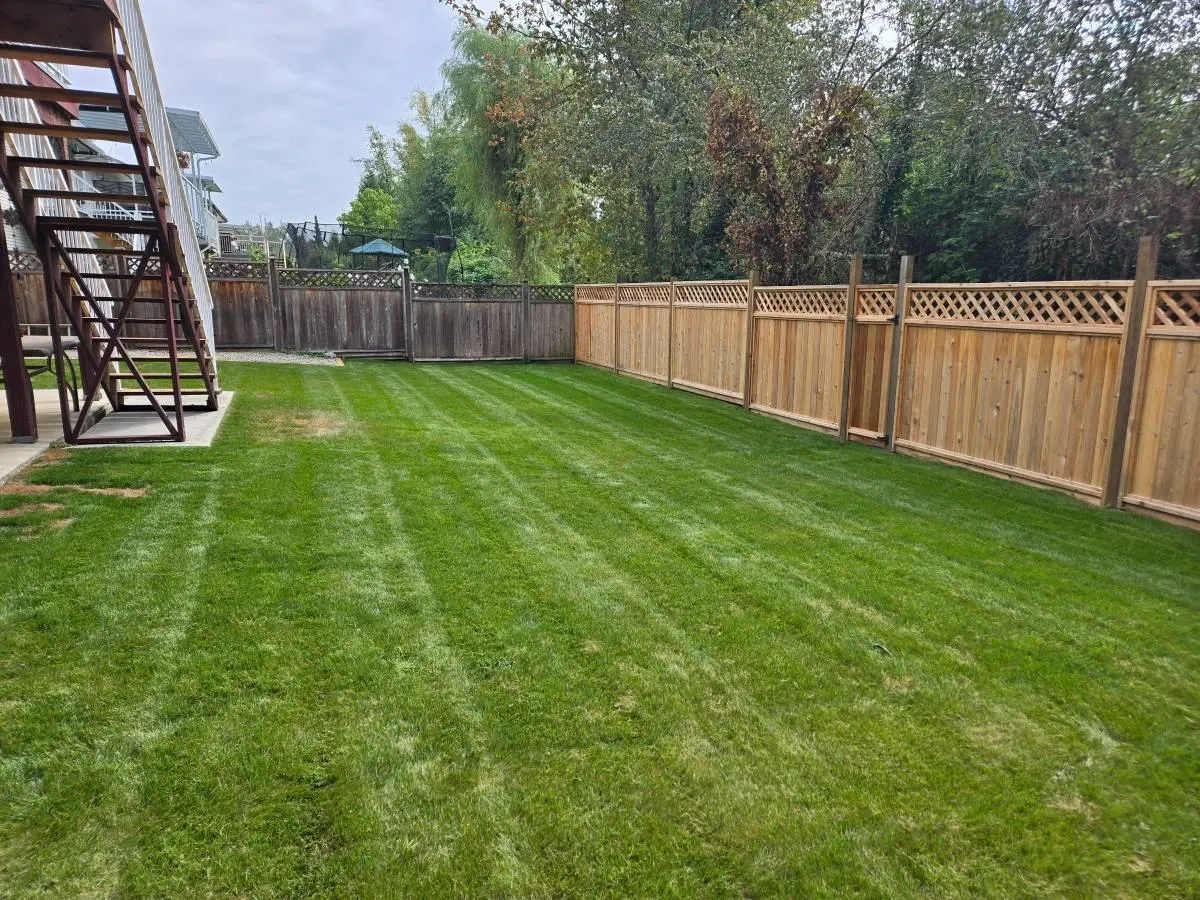 Upper 19836 Fairfield Avenue