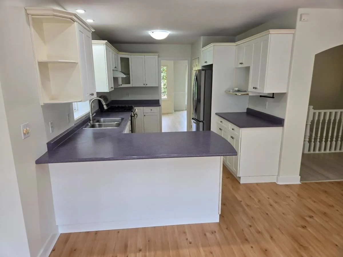 Upper 19836 Fairfield Avenue