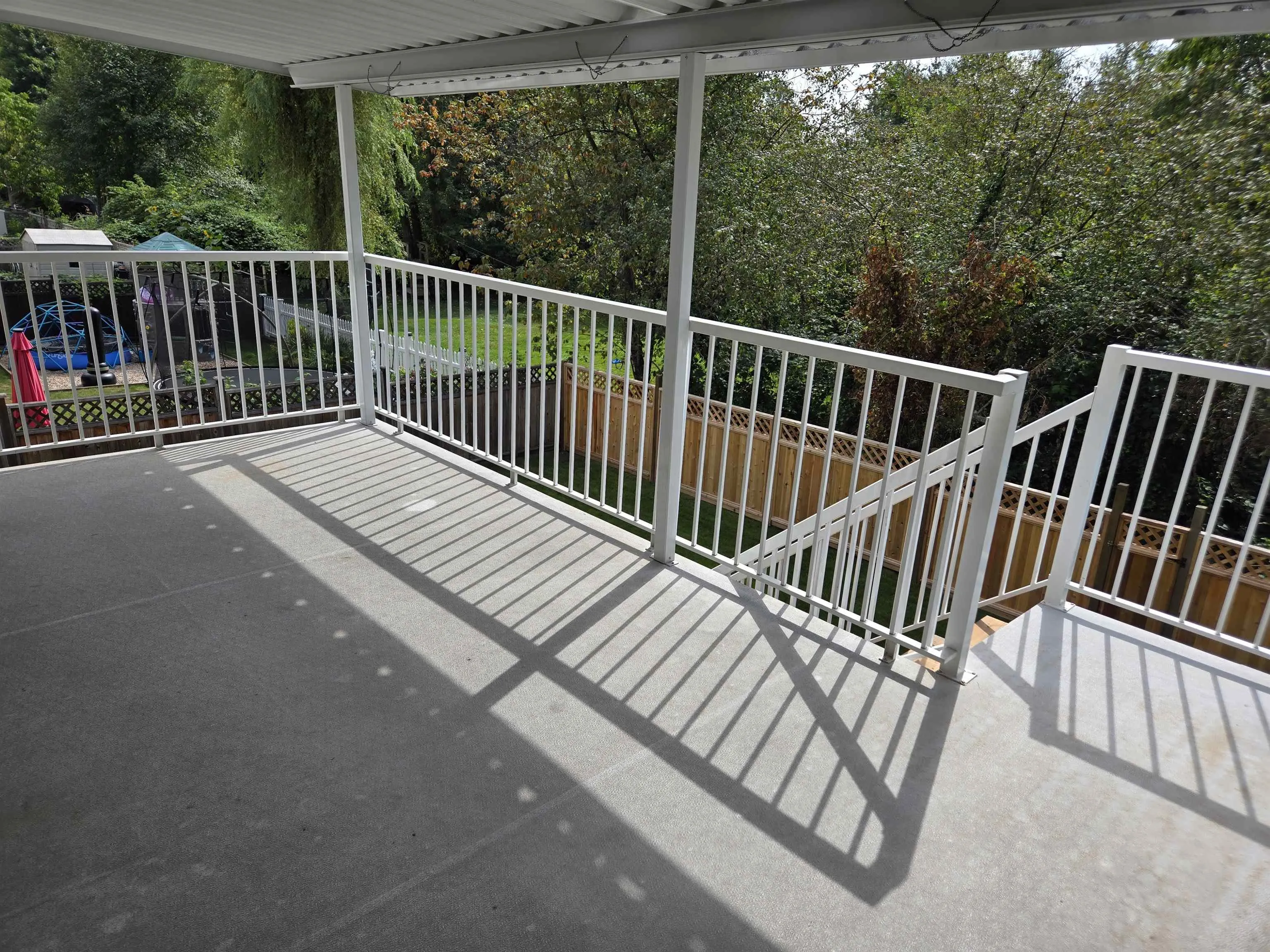 Upper 19836 Fairfield Avenue