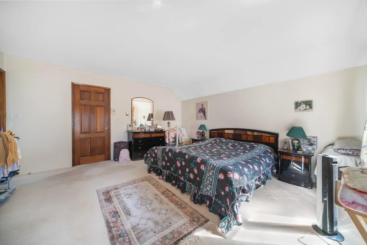 8008 Woodhurst Drive