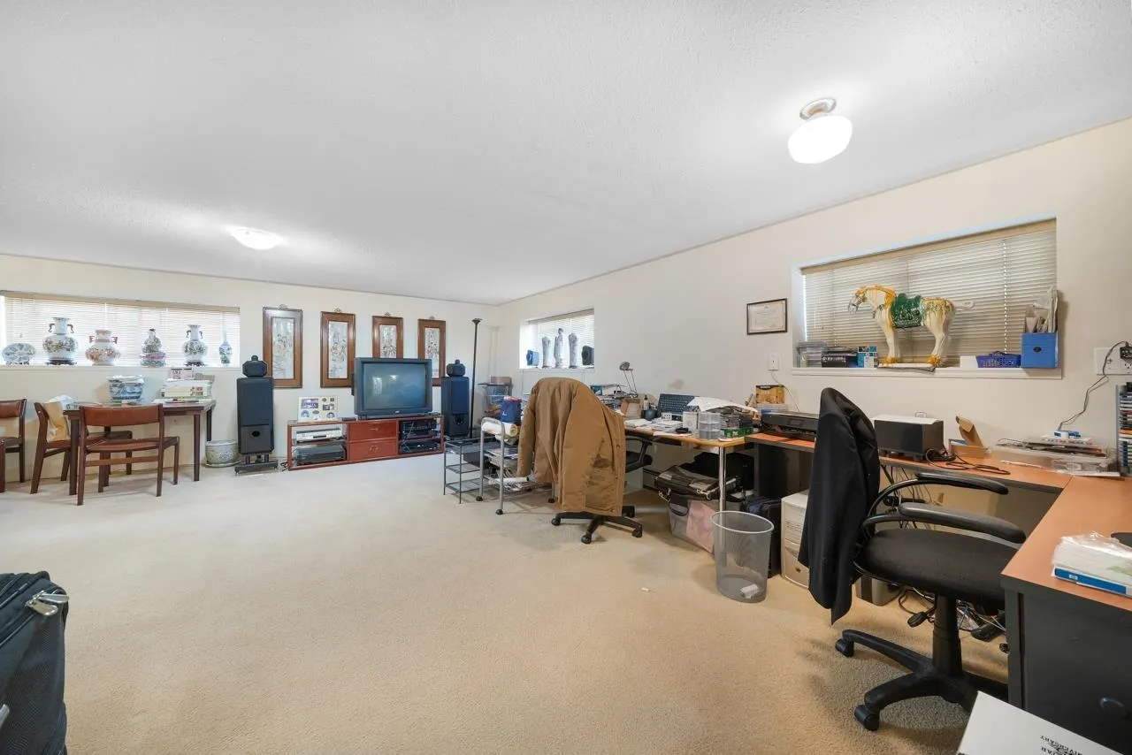 8008 Woodhurst Drive